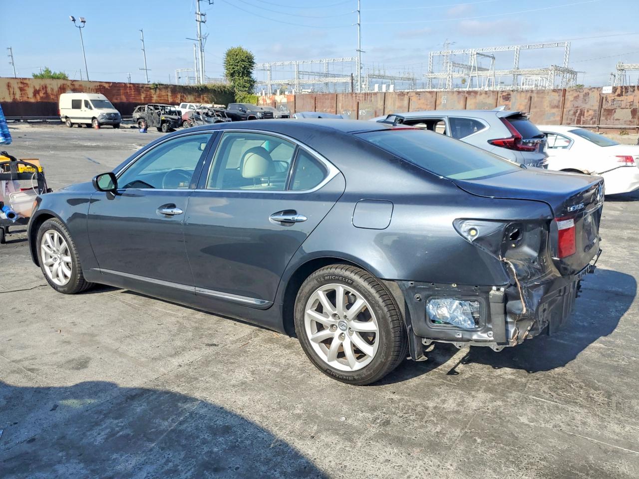 2008 Lexus Ls 460 Charcoal vin: JTHBL46F085074387