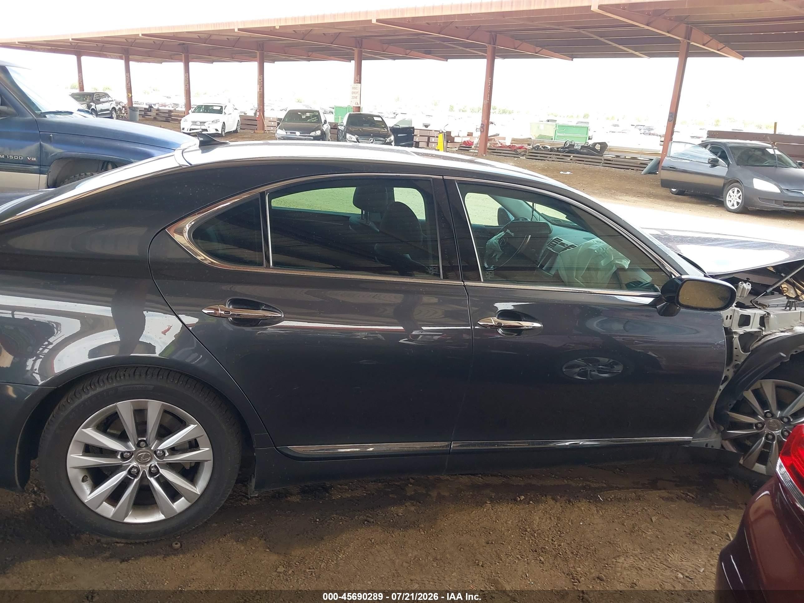 2007 Lexus Ls 460   Black vin: JTHBL46F175024581