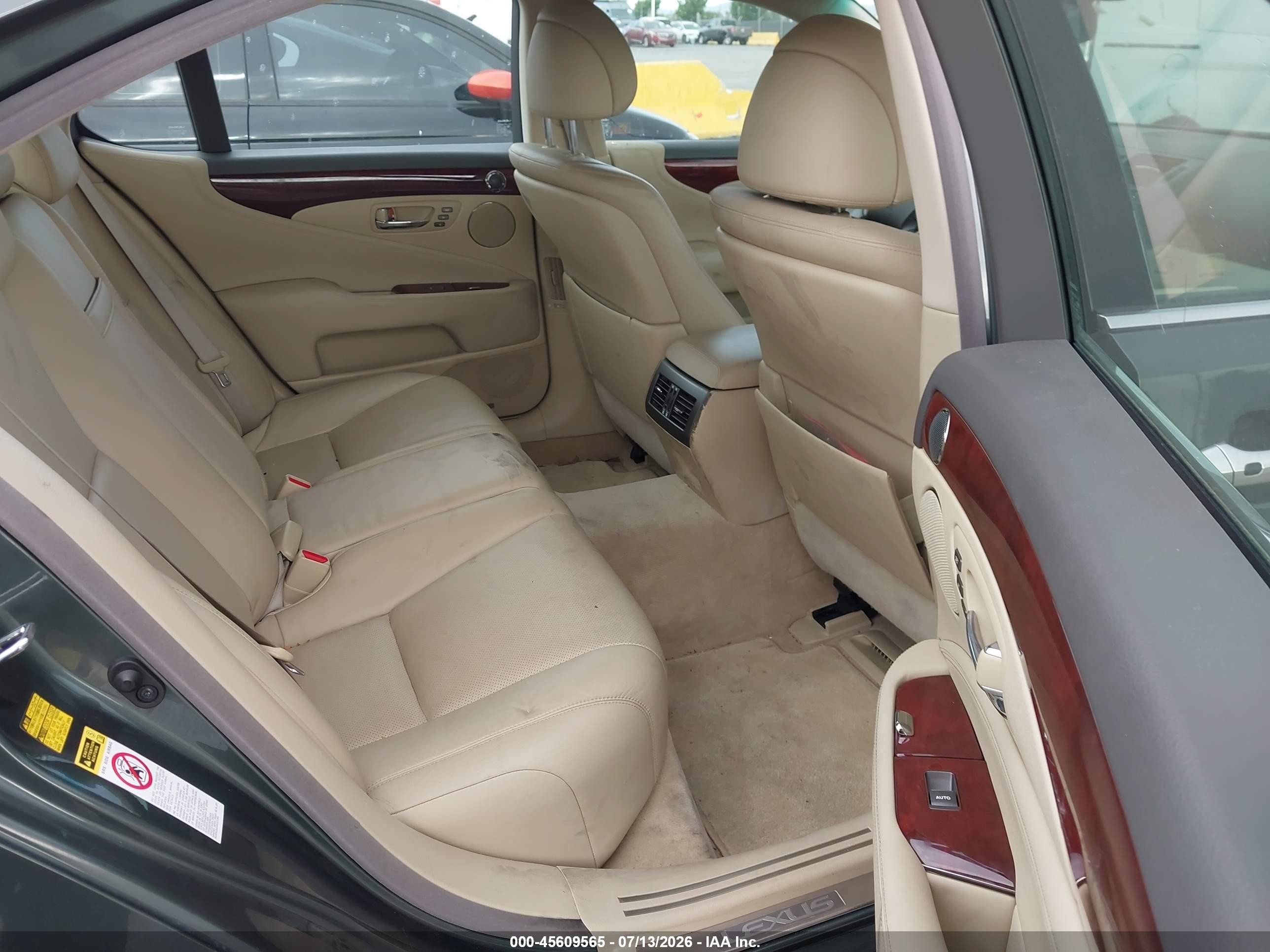 2007 Lexus Ls 460   Green vin: JTHBL46F175045625