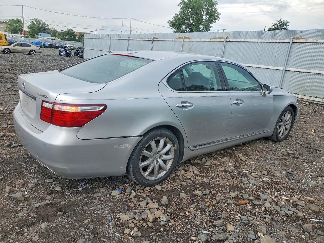 2007 Lexus Ls 460 Silver vin: JTHBL46F175045978