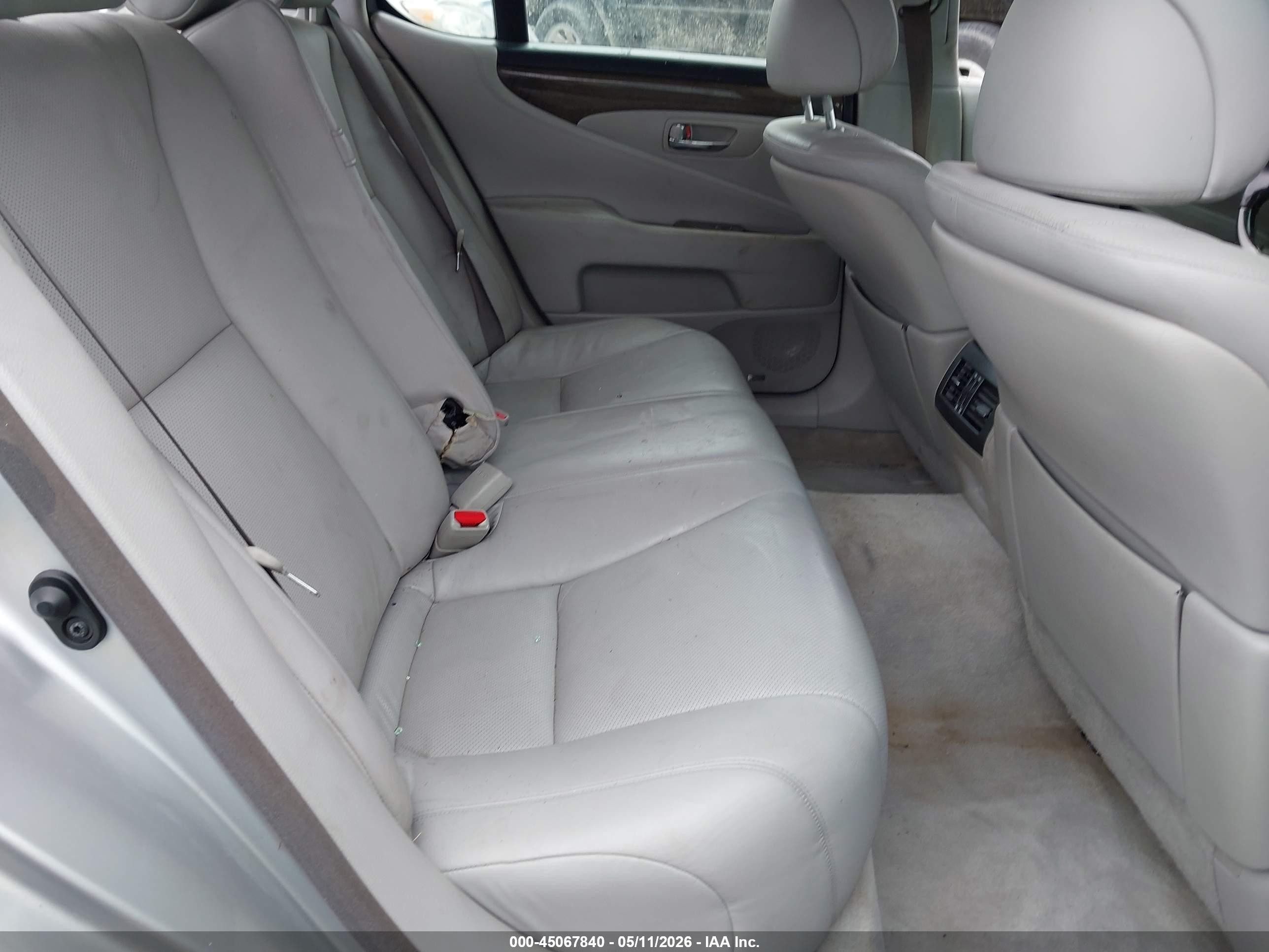 2008 Lexus Ls 460 Silver vin: JTHBL46F185060546