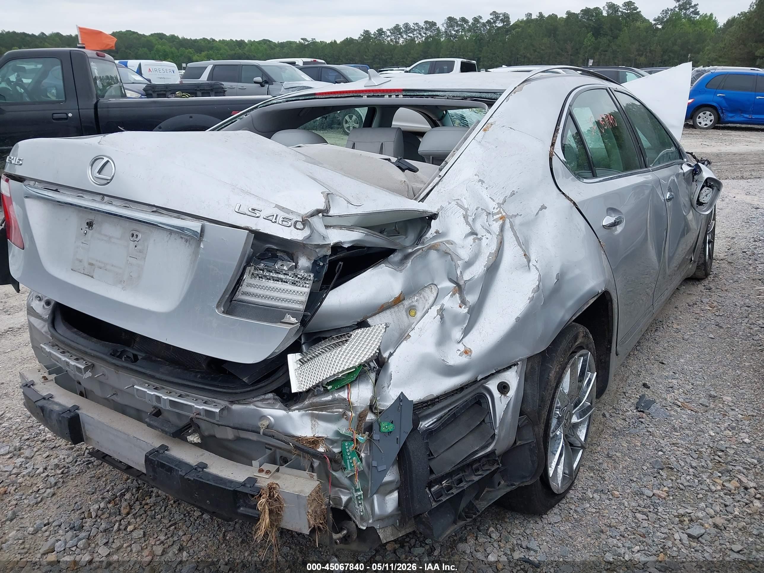 2008 Lexus Ls 460 Silver vin: JTHBL46F185060546