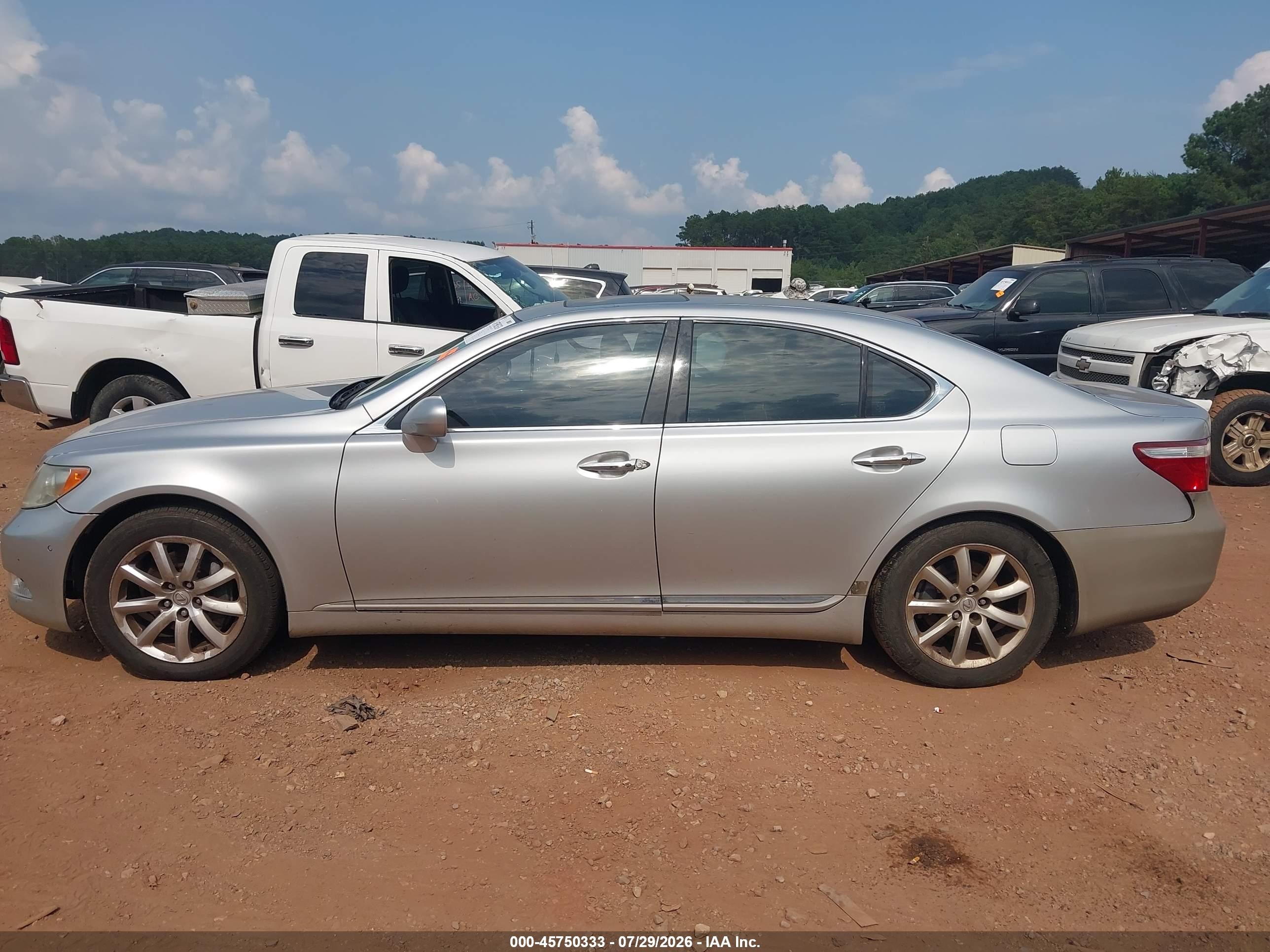 2008 Lexus Ls 460 Silver vin: JTHBL46F185081591