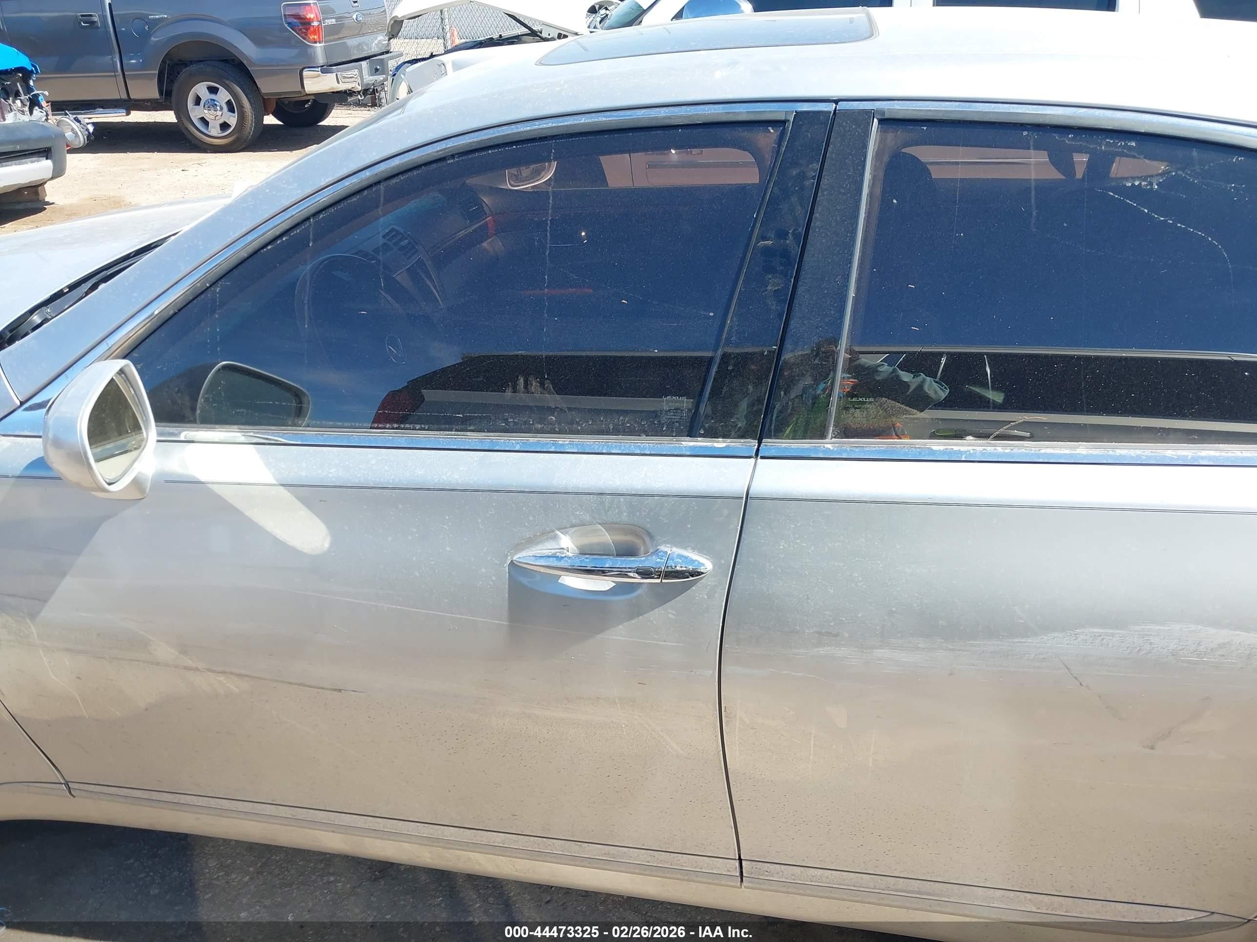 2009 Lexus Ls 460   Silver vin: JTHBL46F195088350