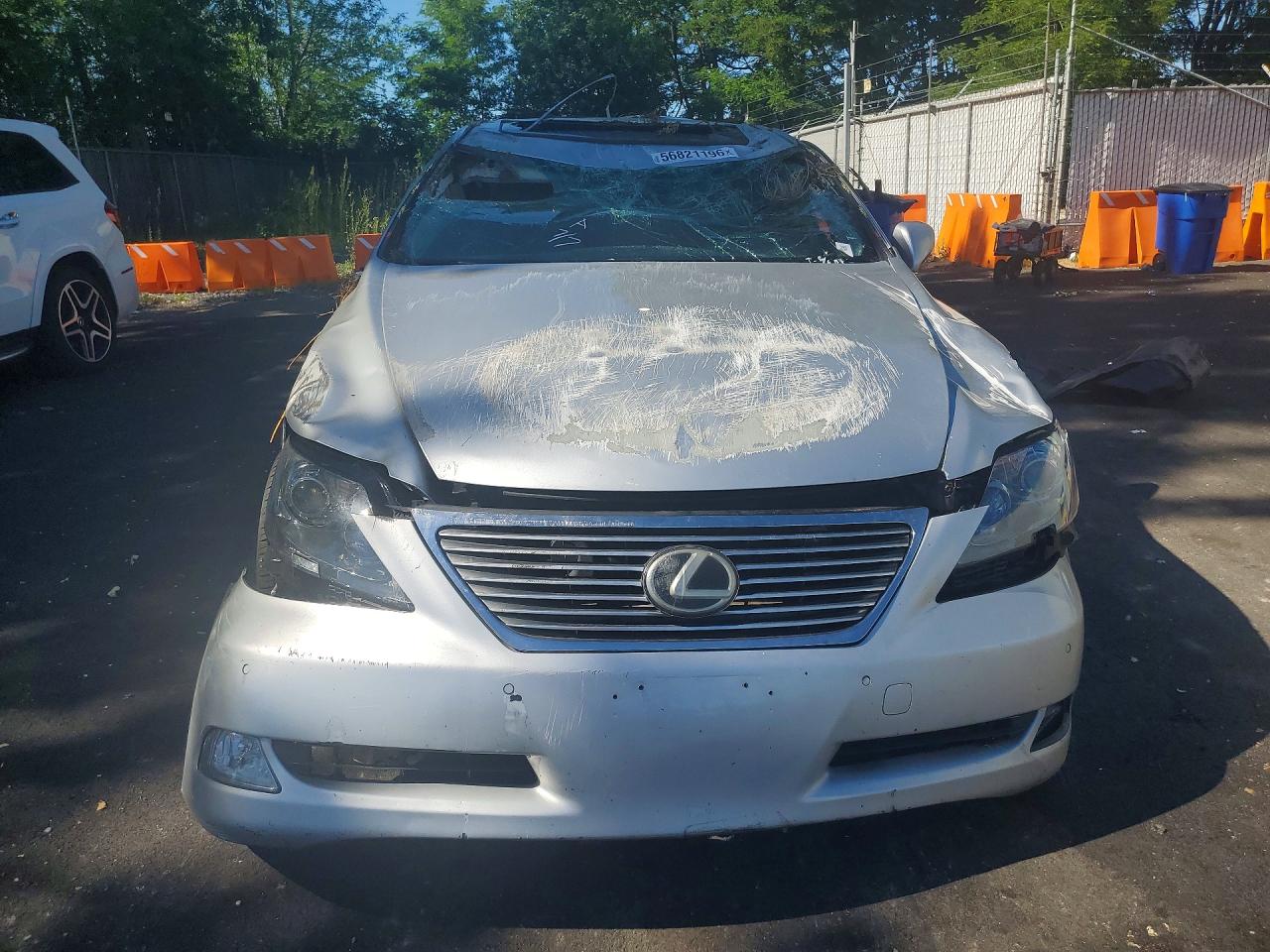 2009 Lexus Ls 460 Серебряный vin: JTHBL46F195090681