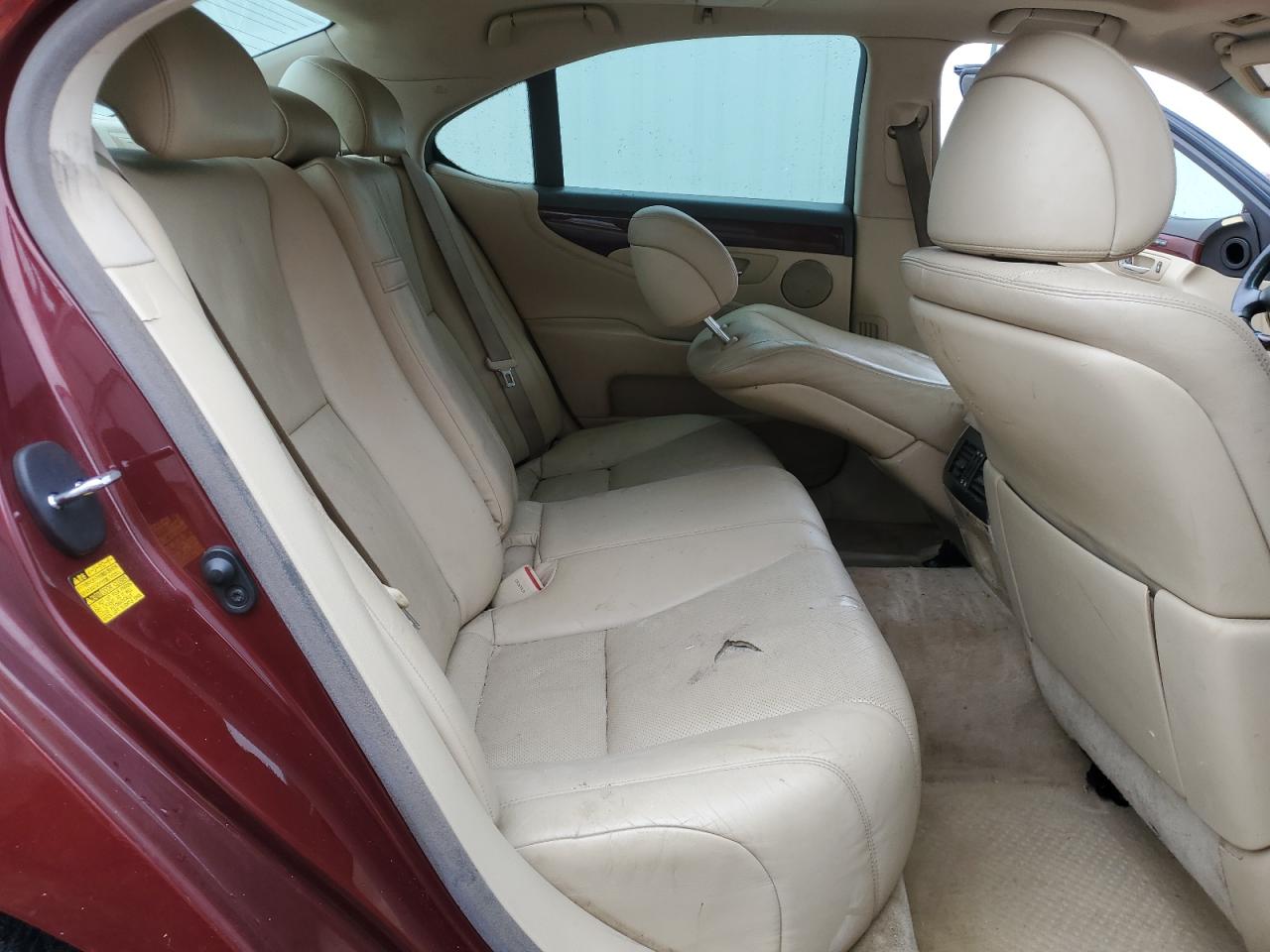 2007 Lexus Ls 460 Maroon vin: JTHBL46F275037954 Damage: Right Rear Seat, Torn, 3 To 4 Inches