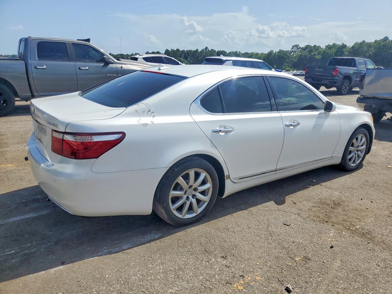2007 Lexus Ls 460 White vin: JTHBL46F275038599