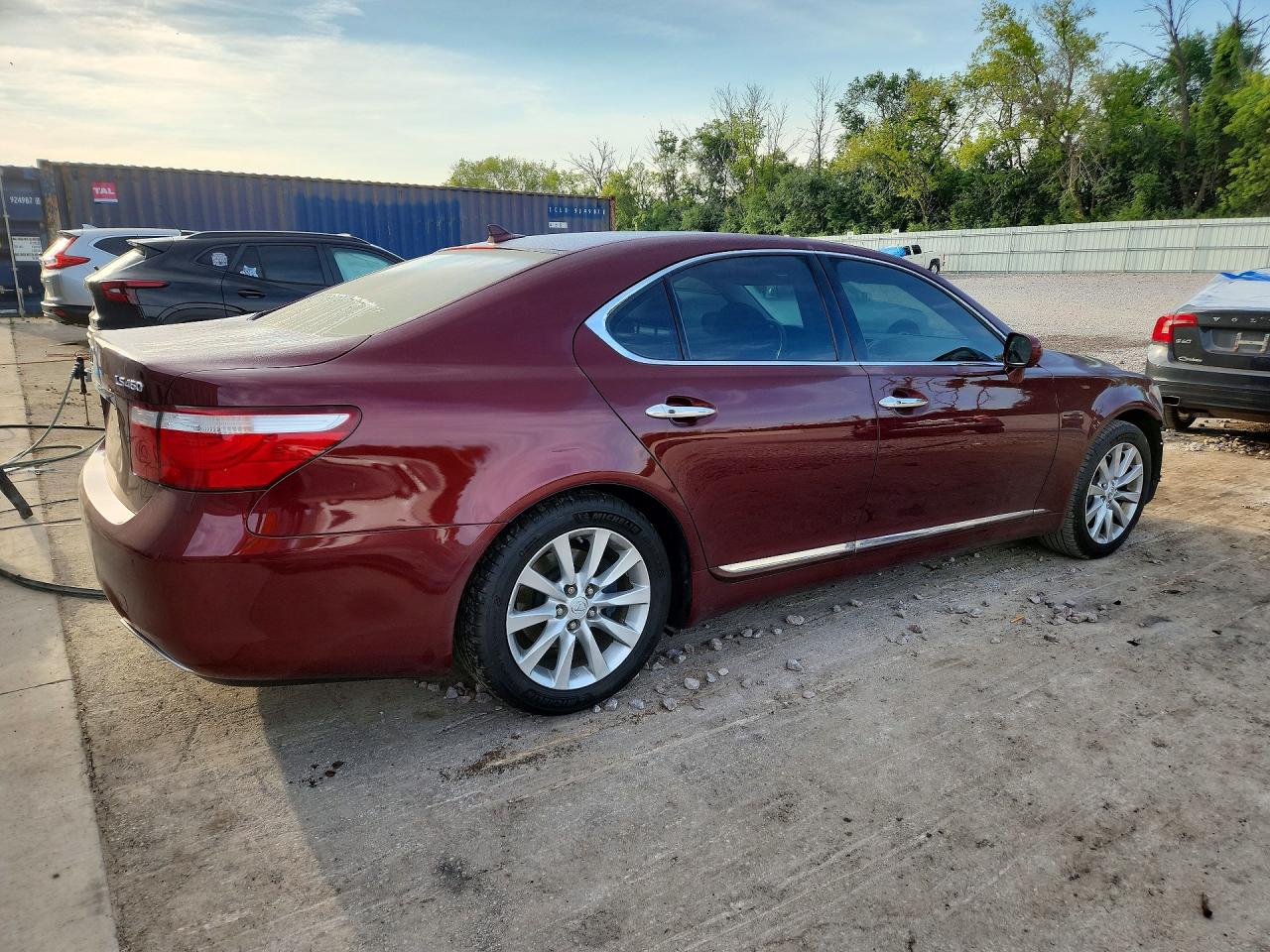 2008 Lexus Ls 460 Maroon vin: JTHBL46F285062628