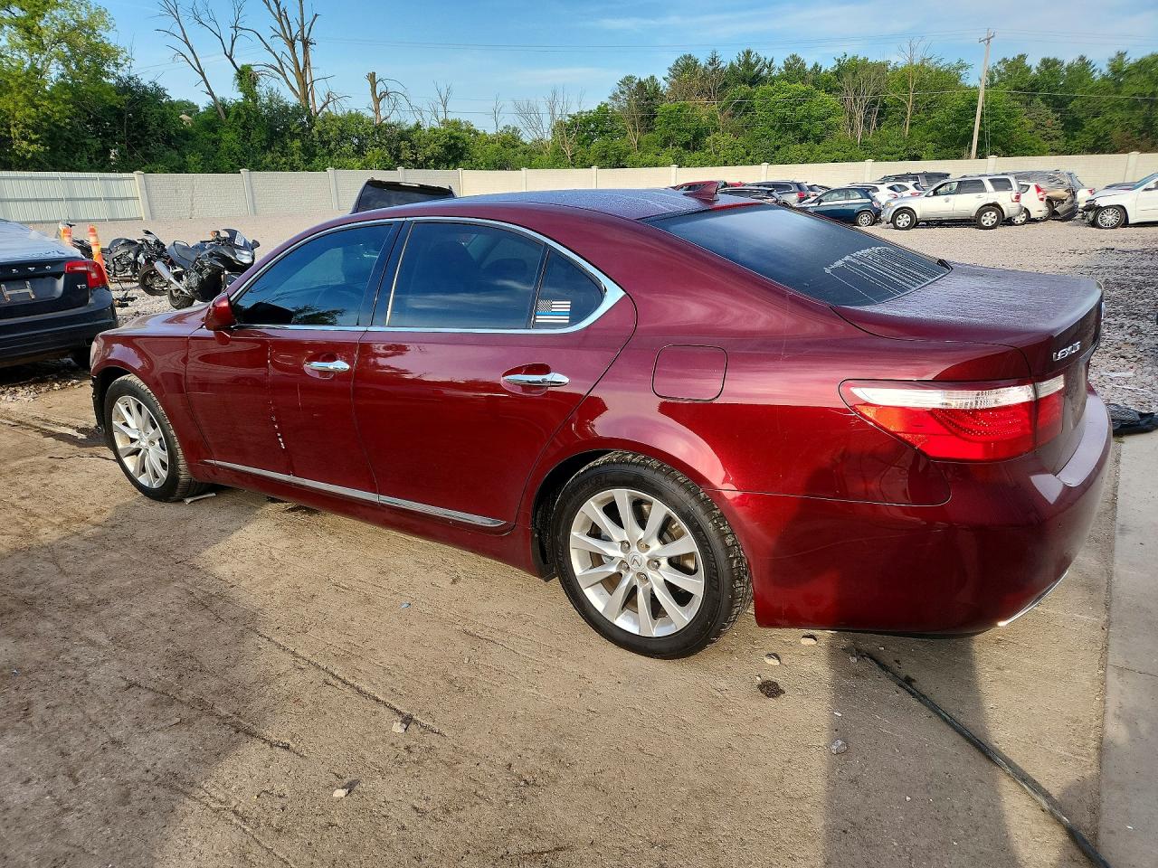 2008 Lexus Ls 460 Maroon vin: JTHBL46F285062628