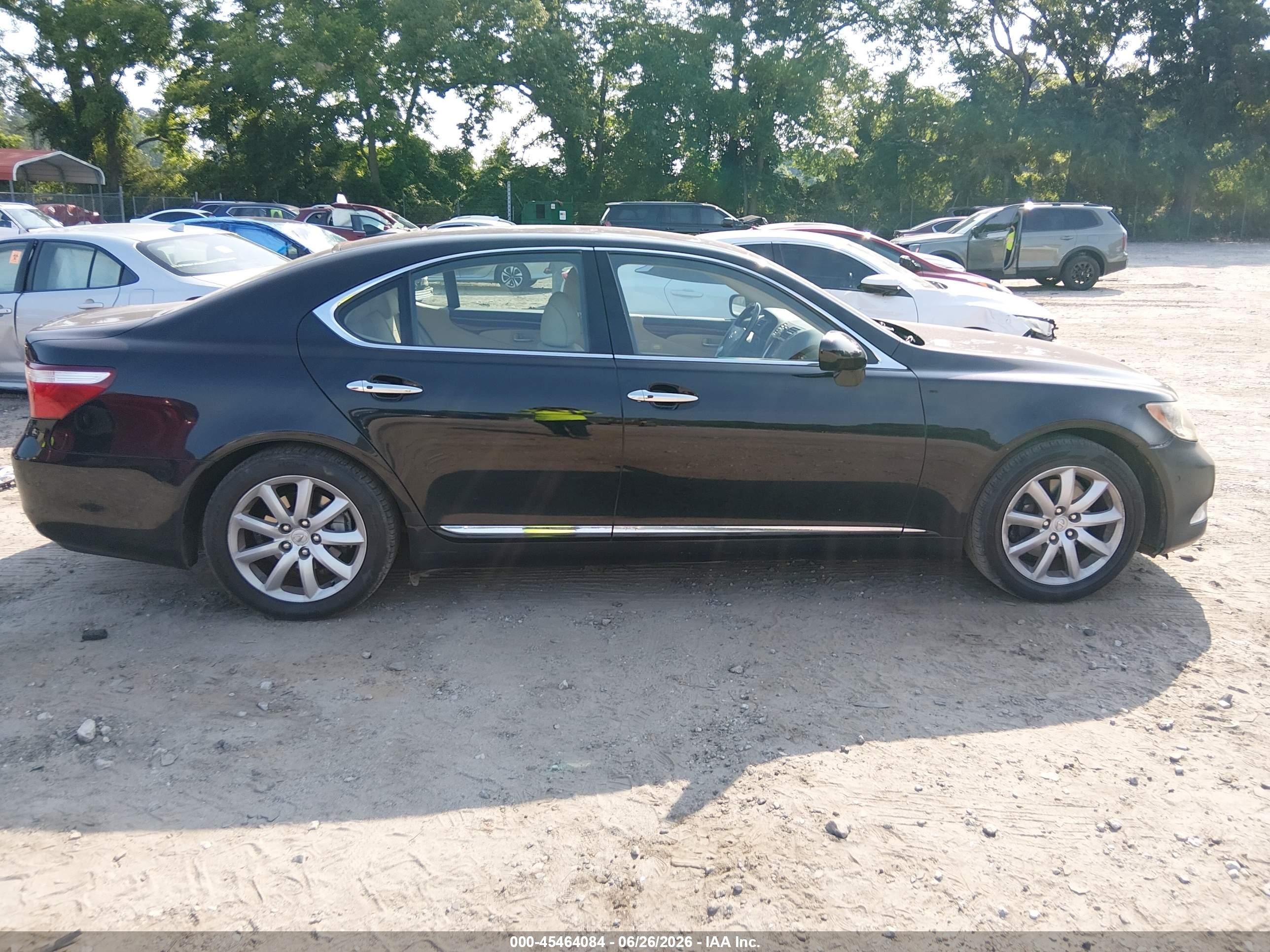 2008 Lexus Ls 460   Черный vin: JTHBL46F285083561