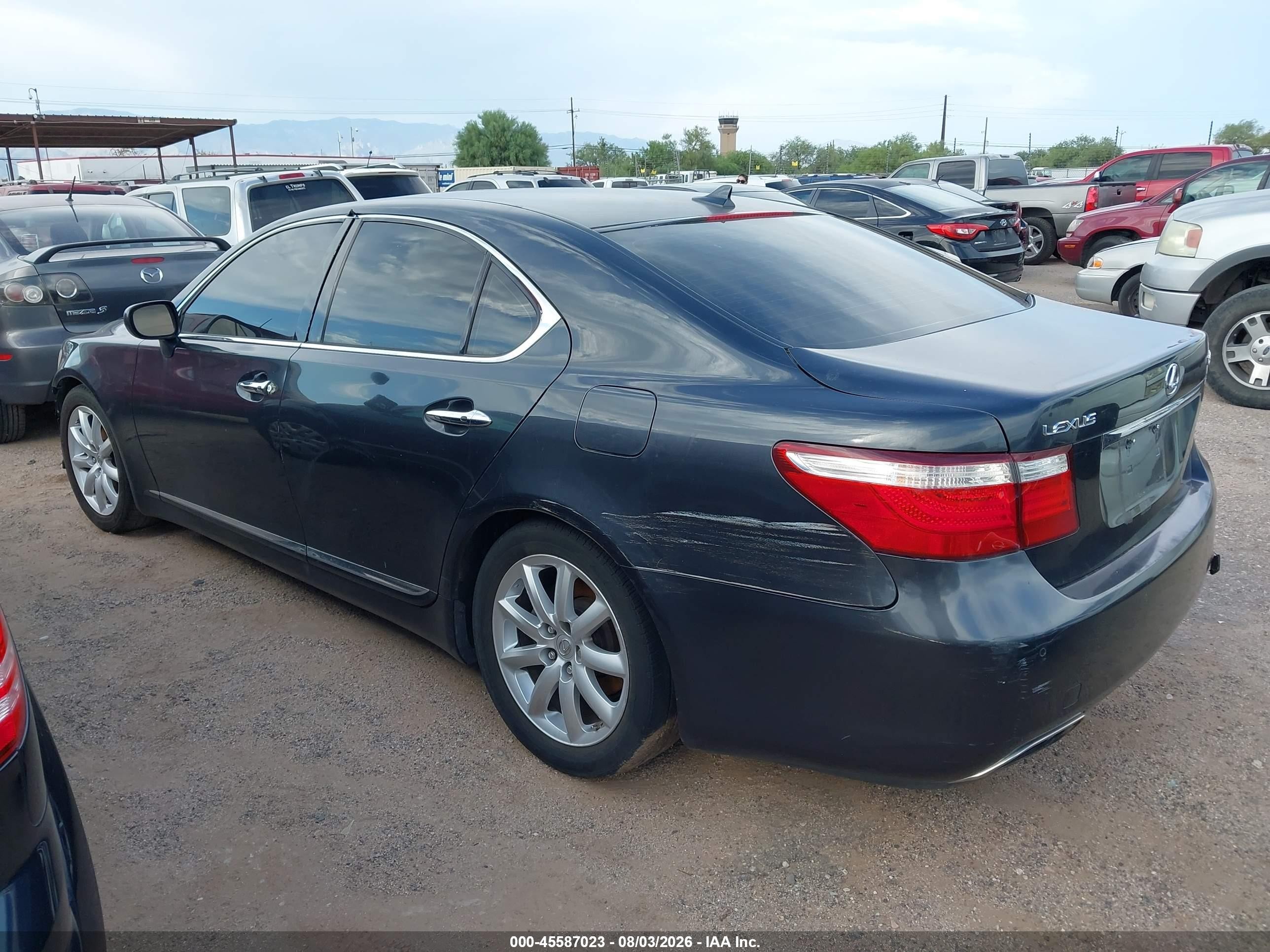 2008 Lexus Ls 460   Black vin: JTHBL46F385072696