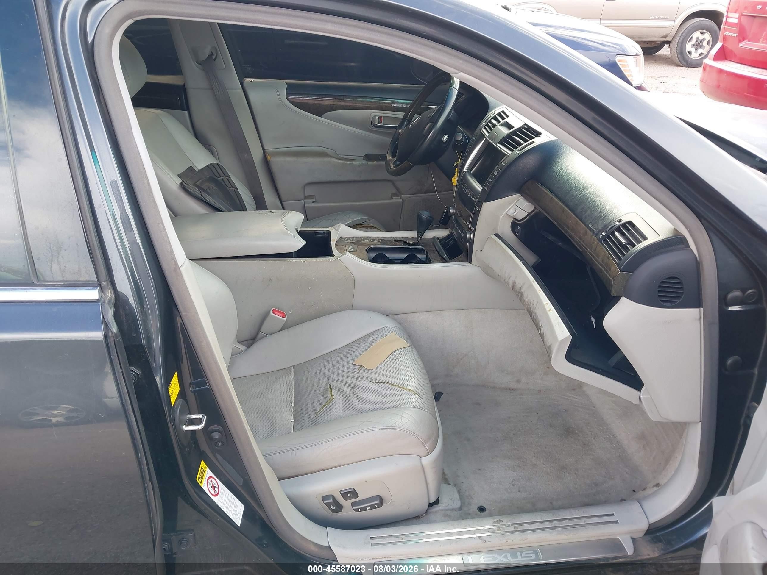 2008 Lexus Ls 460   Black vin: JTHBL46F385072696