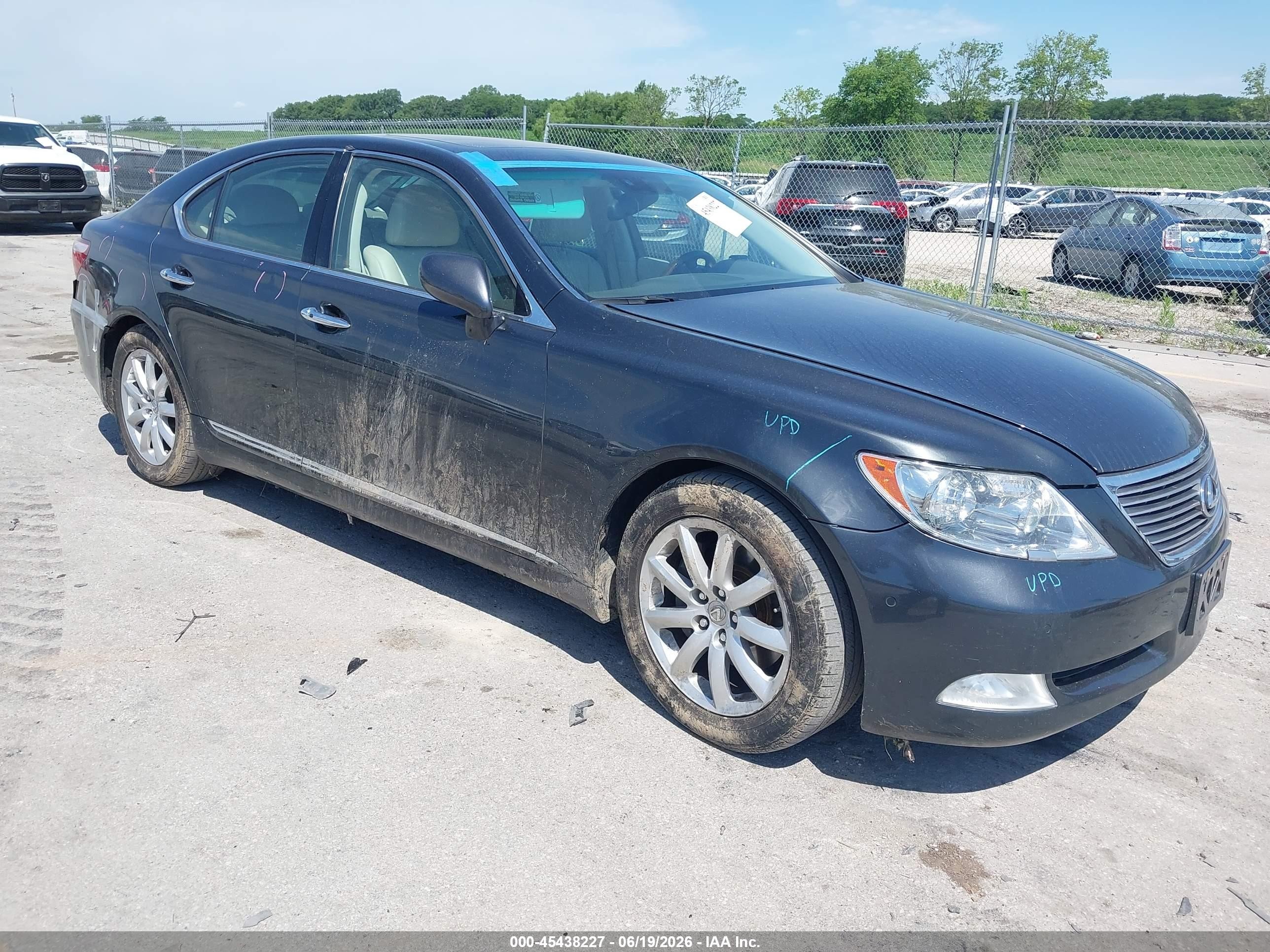 2008 Lexus Ls 460   Gray vin: JTHBL46F385072908