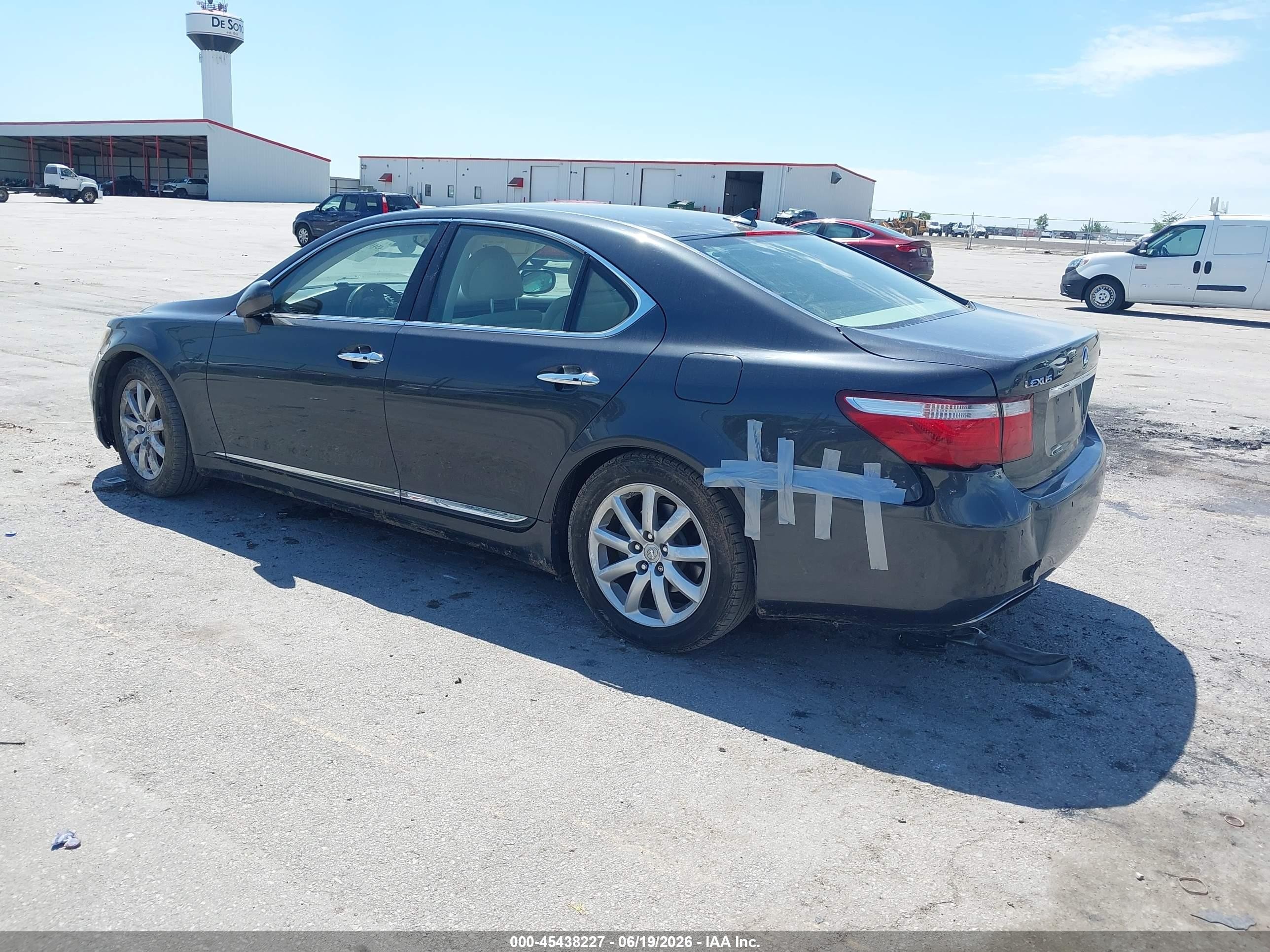 2008 Lexus Ls 460   Gray vin: JTHBL46F385072908