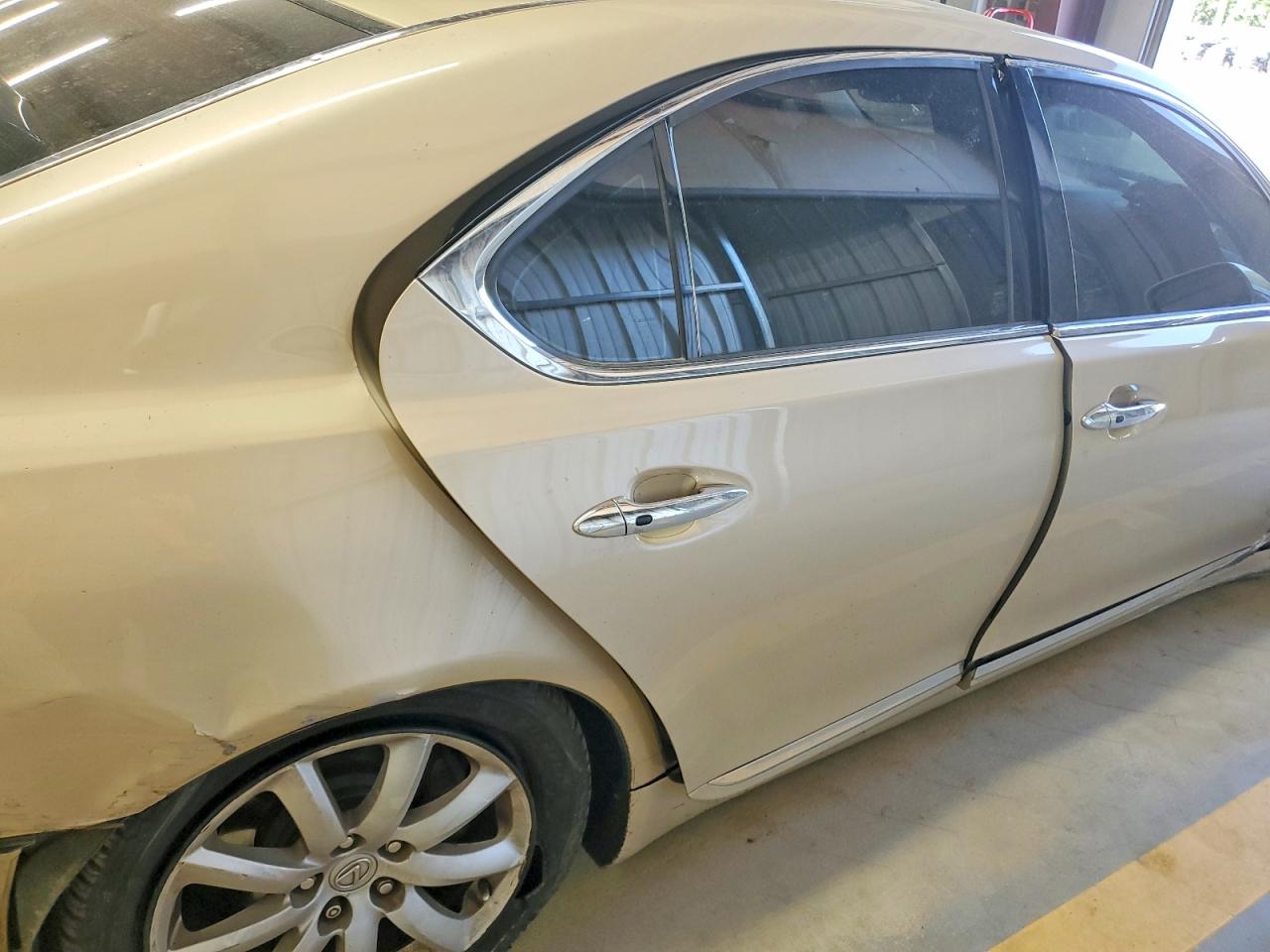 2007 Lexus Ls 460 Beige vin: JTHBL46F475028348