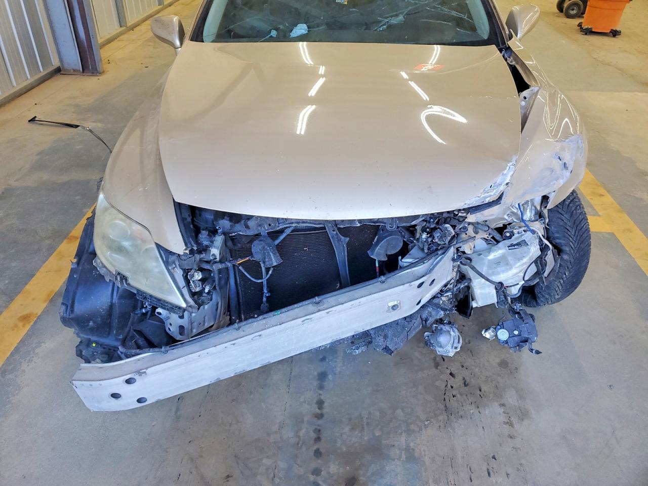 2007 Lexus Ls 460 Beige vin: JTHBL46F475028348