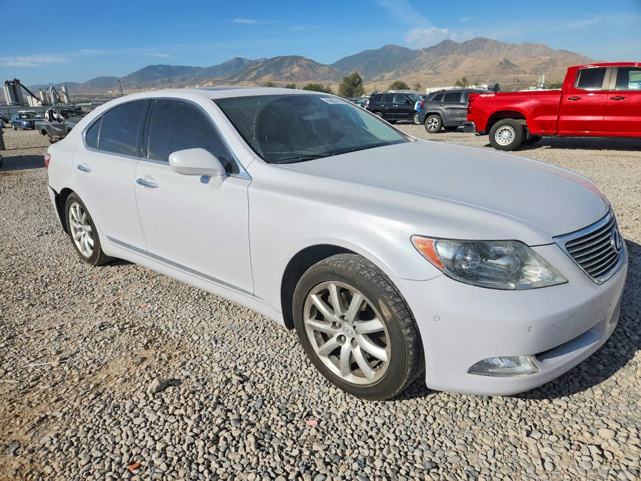 2008 Lexus Ls 460 White vin: JTHBL46F485061822