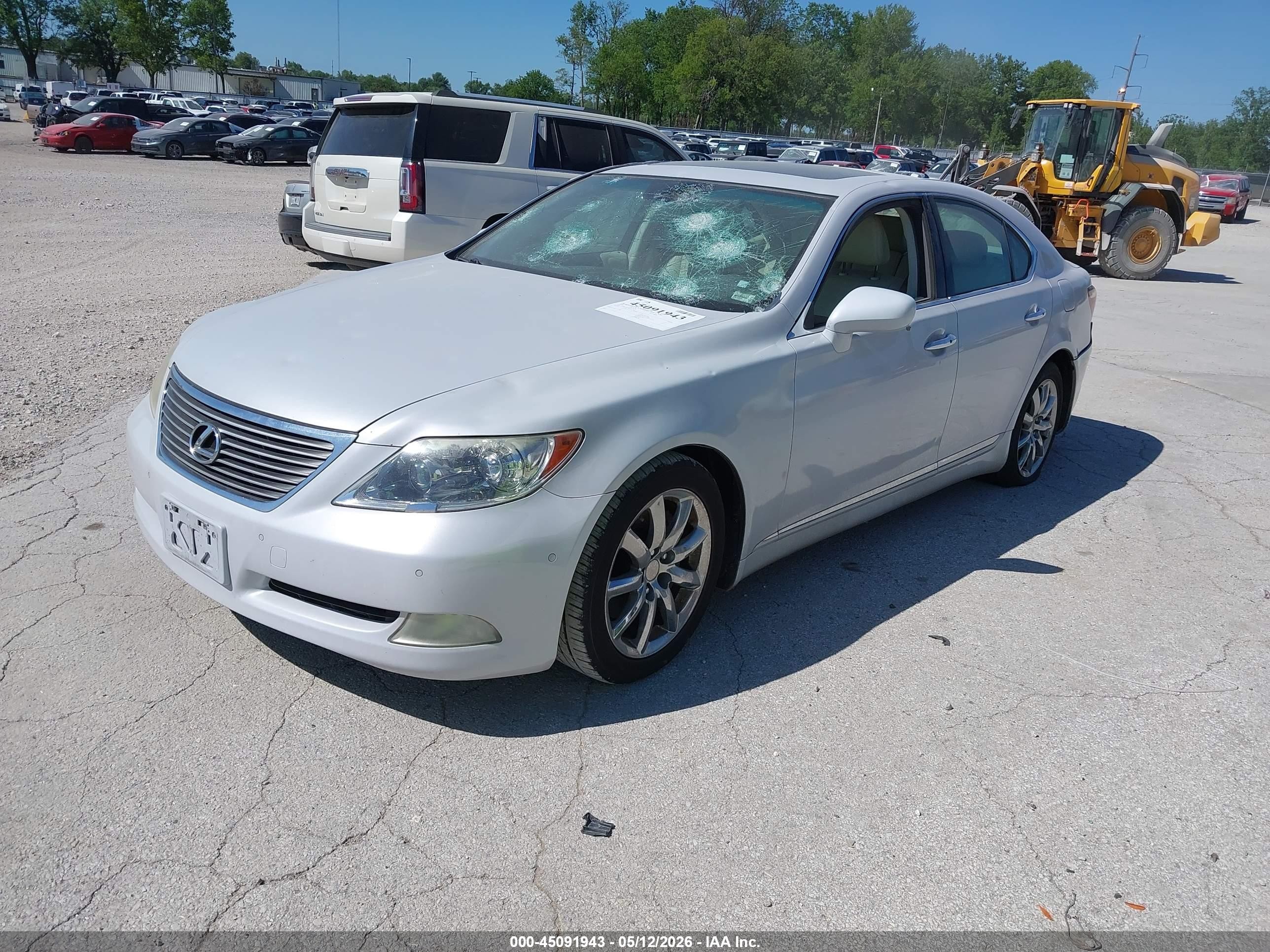 2008 Lexus Ls 460   Серебряный vin: JTHBL46F485075154