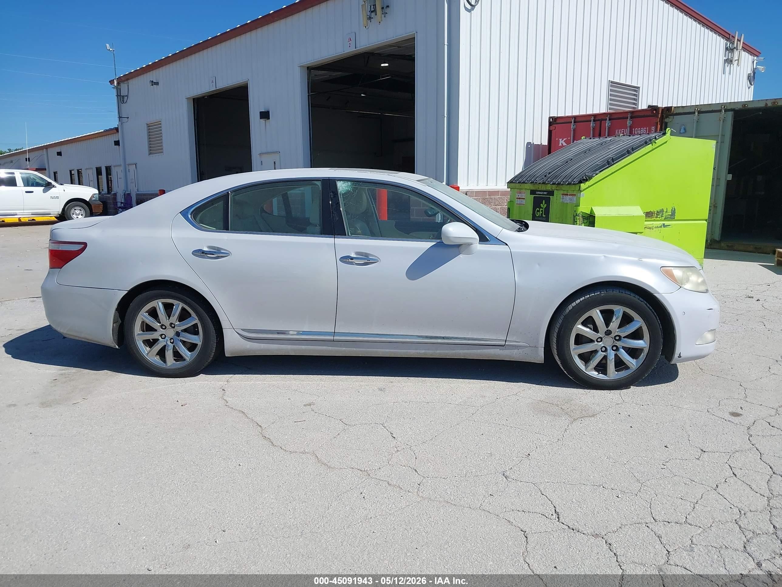 2008 Lexus Ls 460   Серебряный vin: JTHBL46F485075154