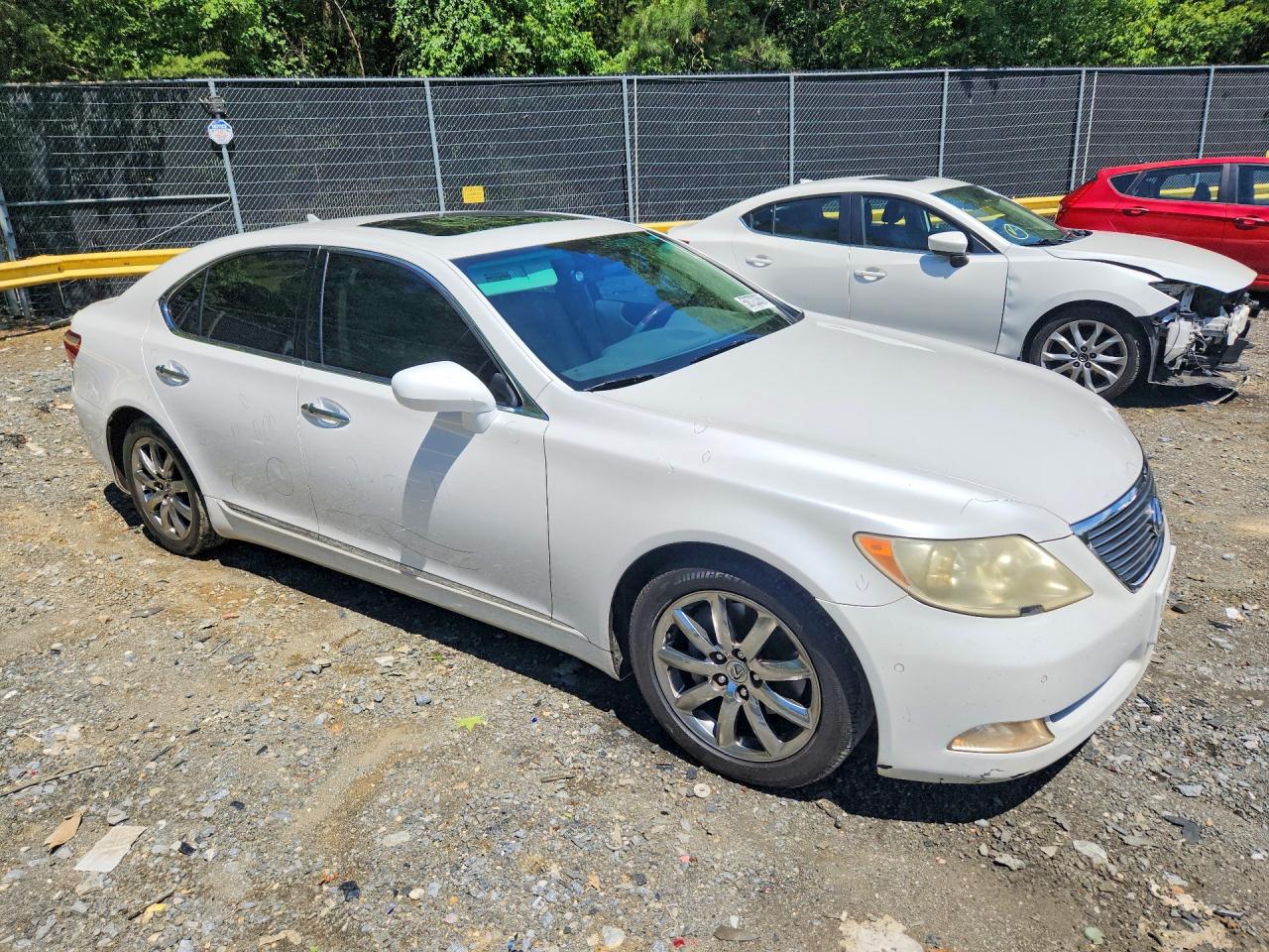 2007 Lexus Ls 460 White vin: JTHBL46F575039312