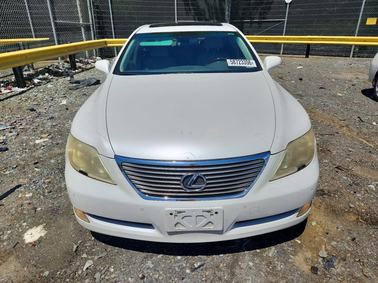 2007 Lexus Ls 460 White vin: JTHBL46F575039312