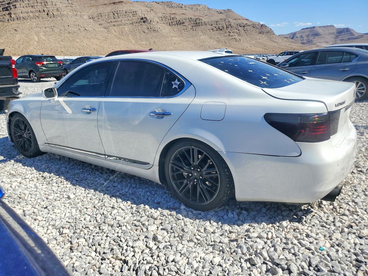 2007 Lexus Ls 460 White vin: JTHBL46F575048155