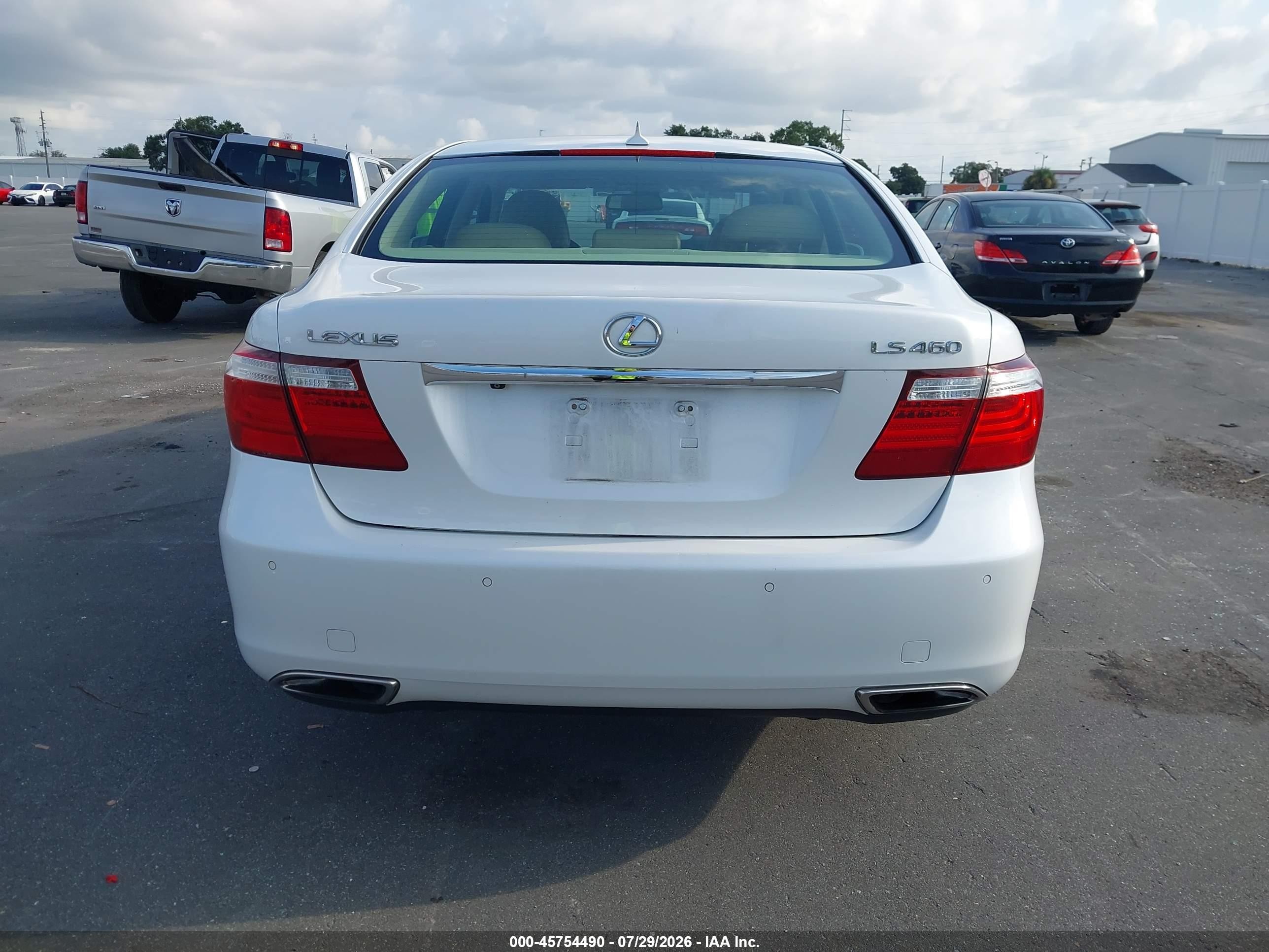 2008 Lexus Ls 460   White vin: JTHBL46F585068424
