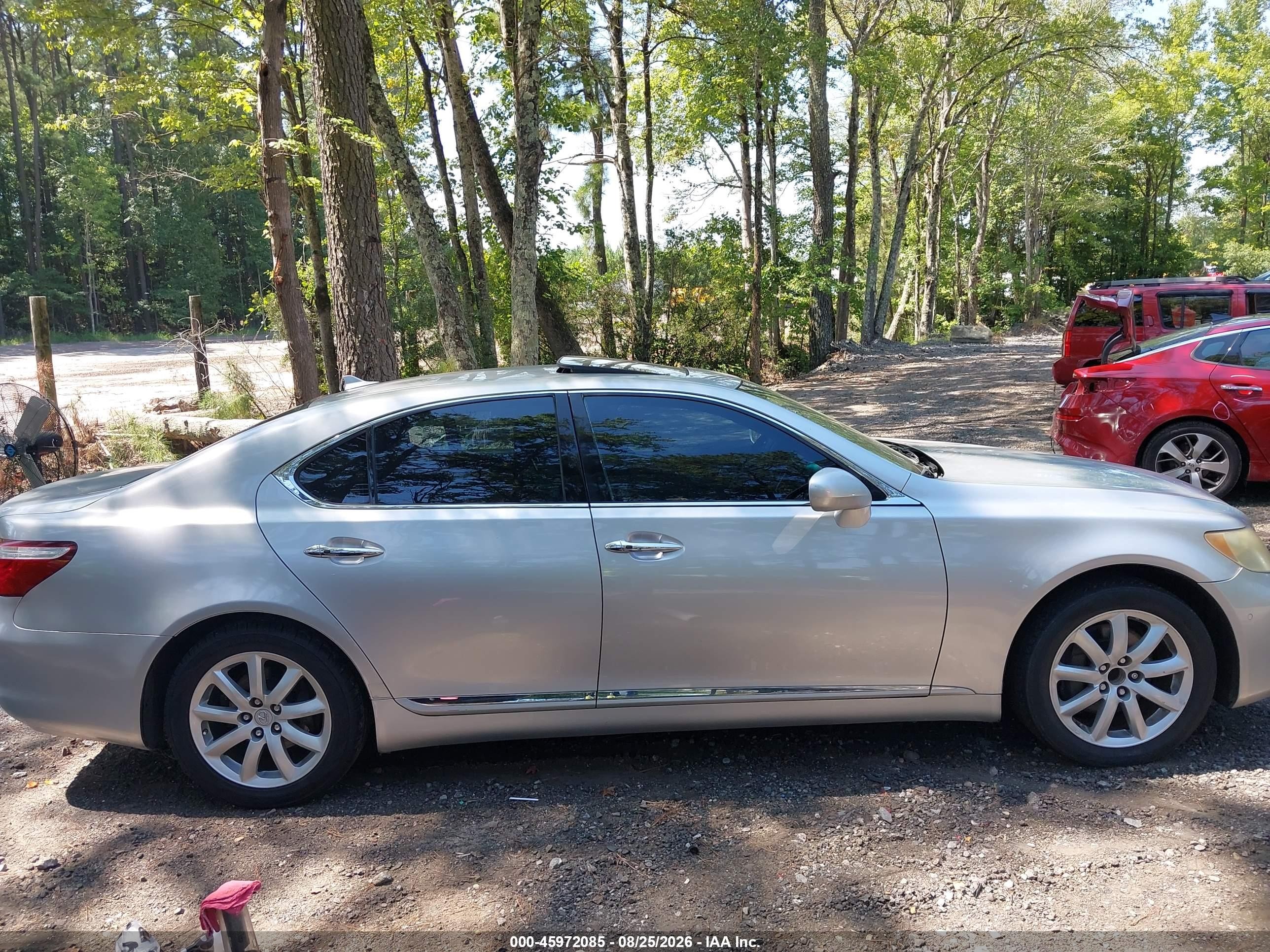 2008 Lexus Ls 460   Серебряный vin: JTHBL46F585069136