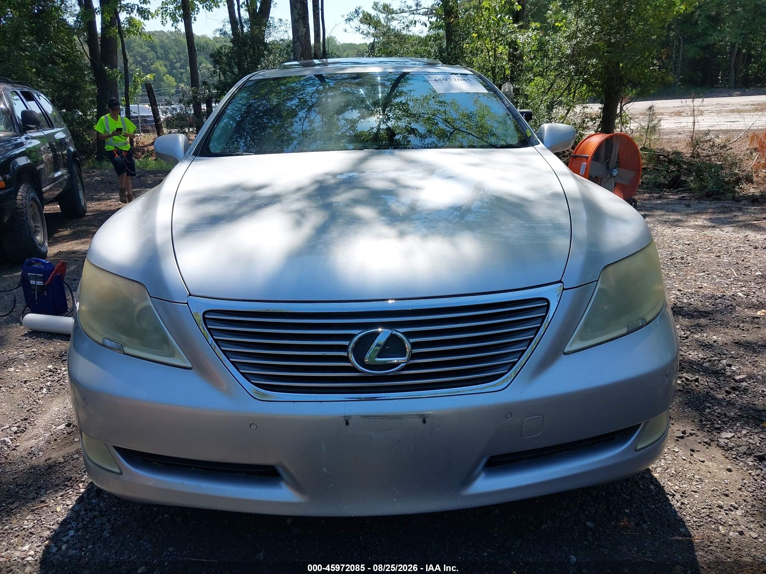2008 Lexus Ls 460   Серебряный vin: JTHBL46F585069136