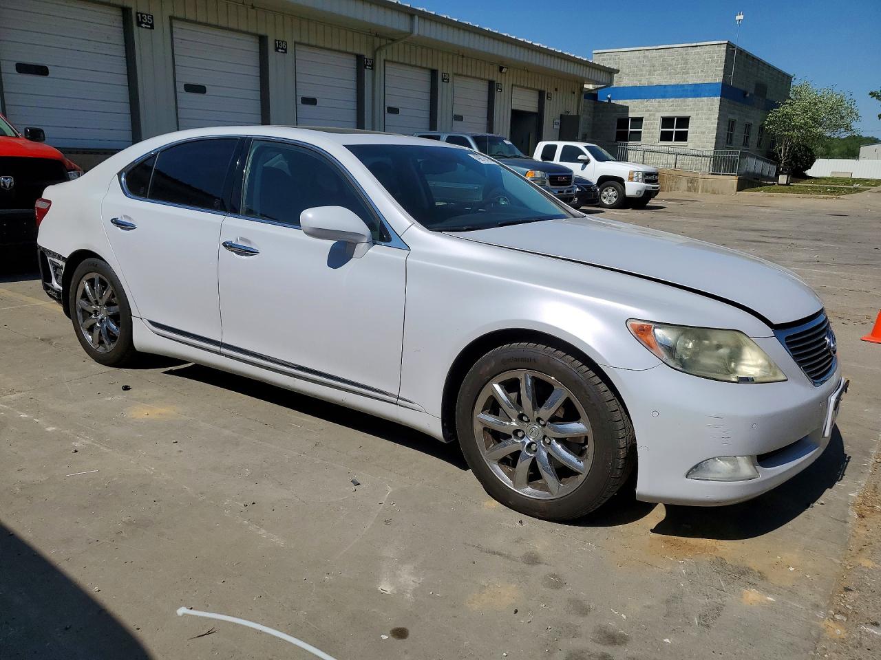 2008 Lexus Ls 460 White vin: JTHBL46F585073820