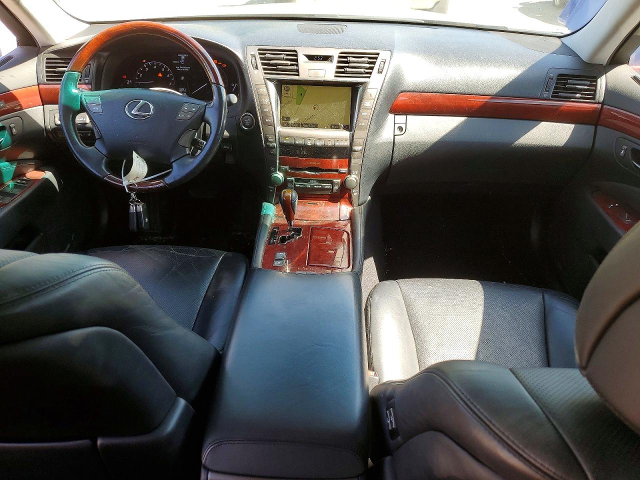 2008 Lexus Ls 460 White vin: JTHBL46F585073820