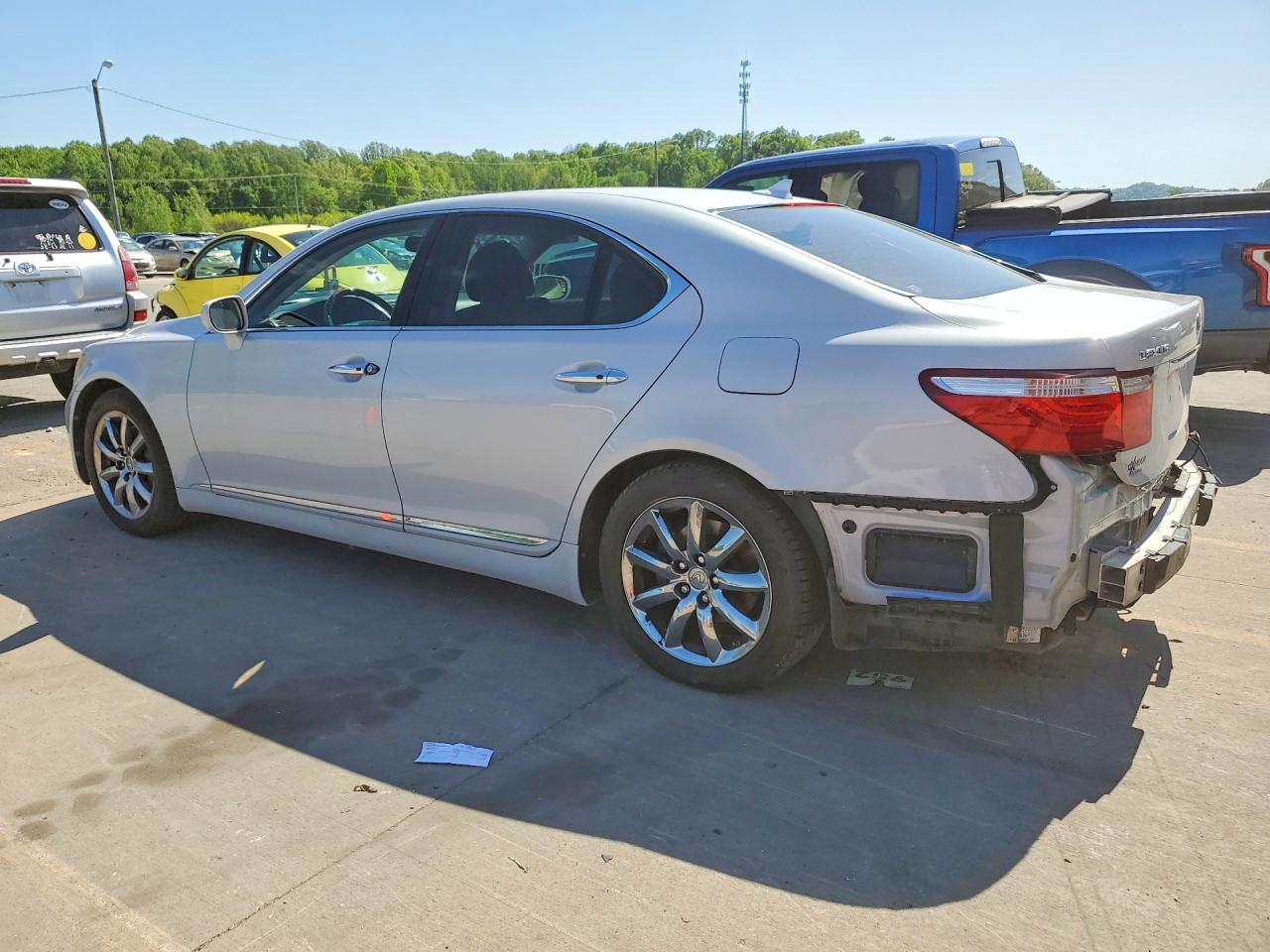 2008 Lexus Ls 460 White vin: JTHBL46F585073820