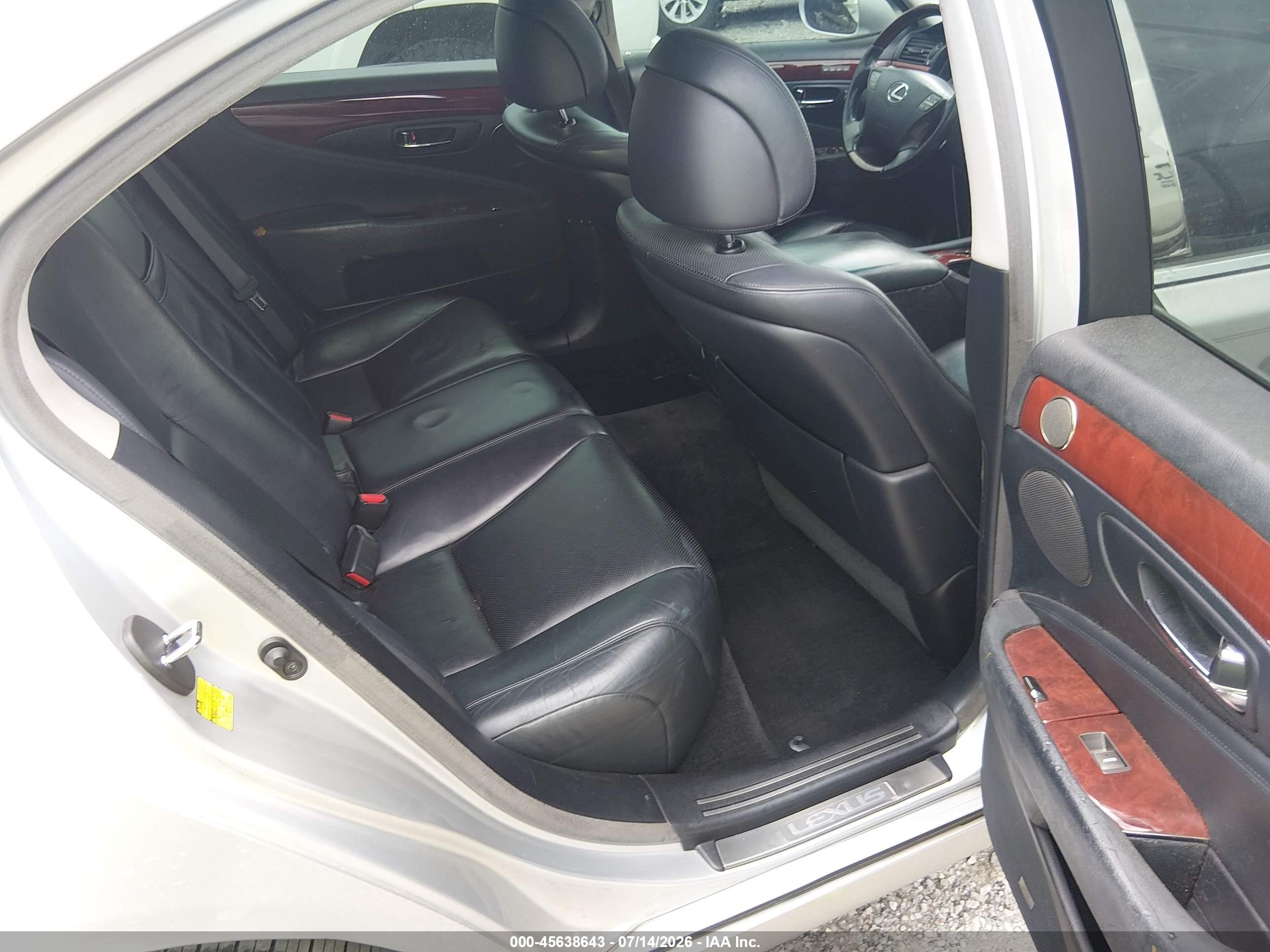 2007 Lexus Ls 460   Silver vin: JTHBL46F675041974