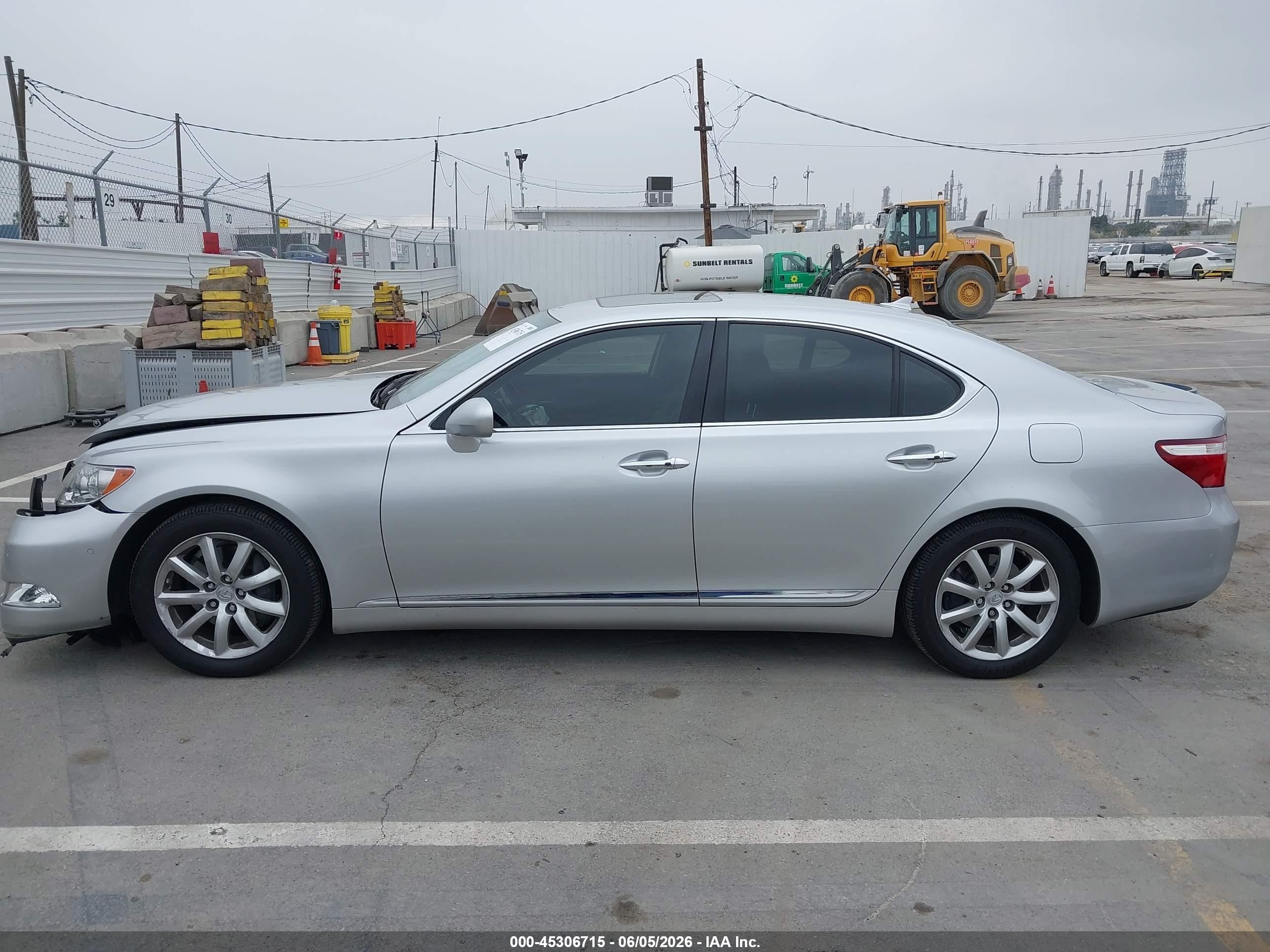 2008 Lexus Ls 460   Silver vin: JTHBL46F685083076