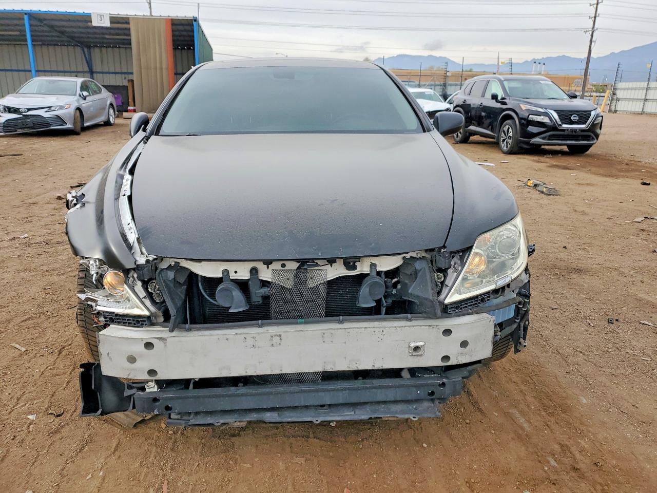 2008 Lexus Ls 460 Base White vin: JTHBL46F685083806