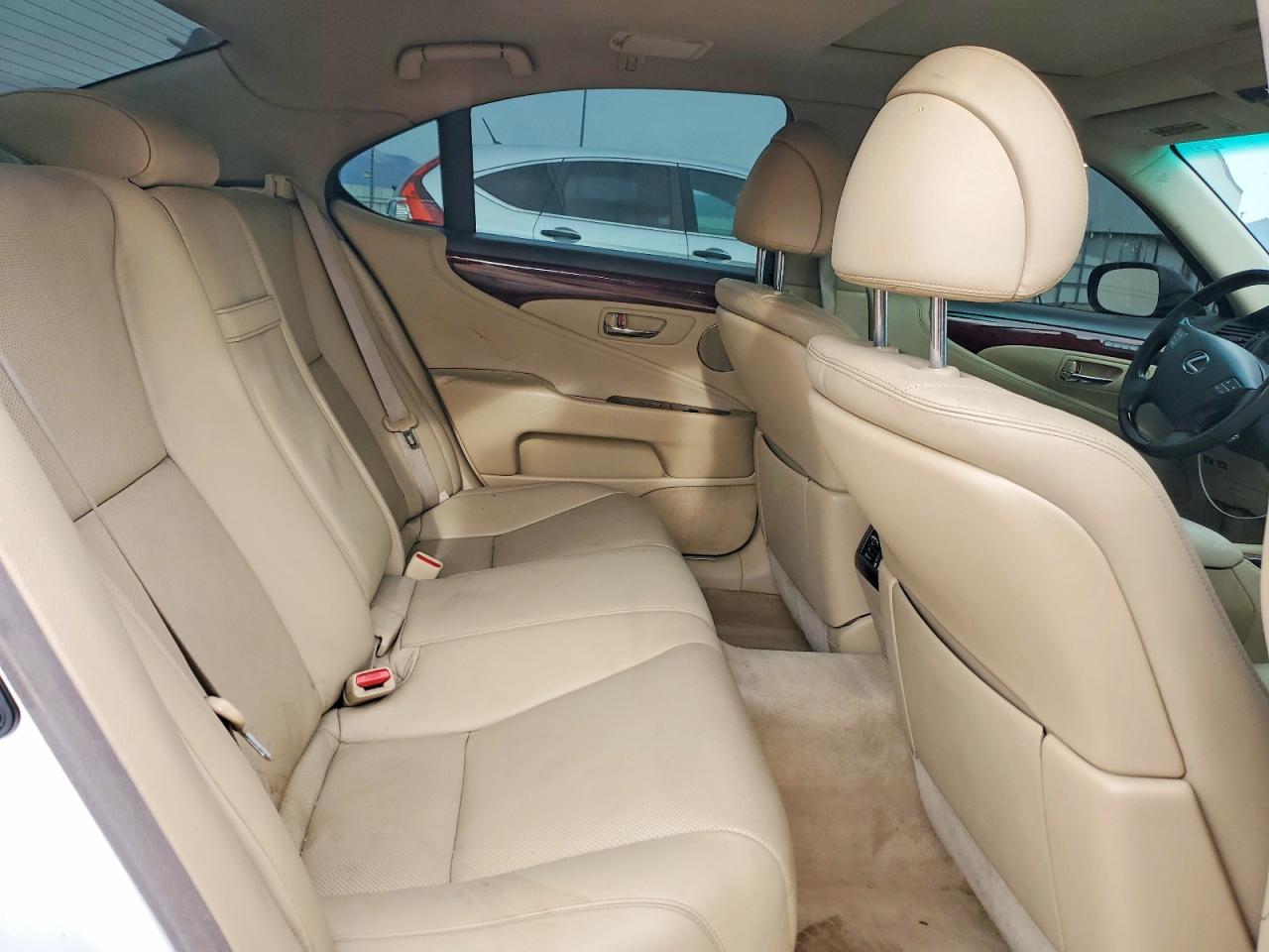 2008 Lexus Ls 460 Base White vin: JTHBL46F685083806