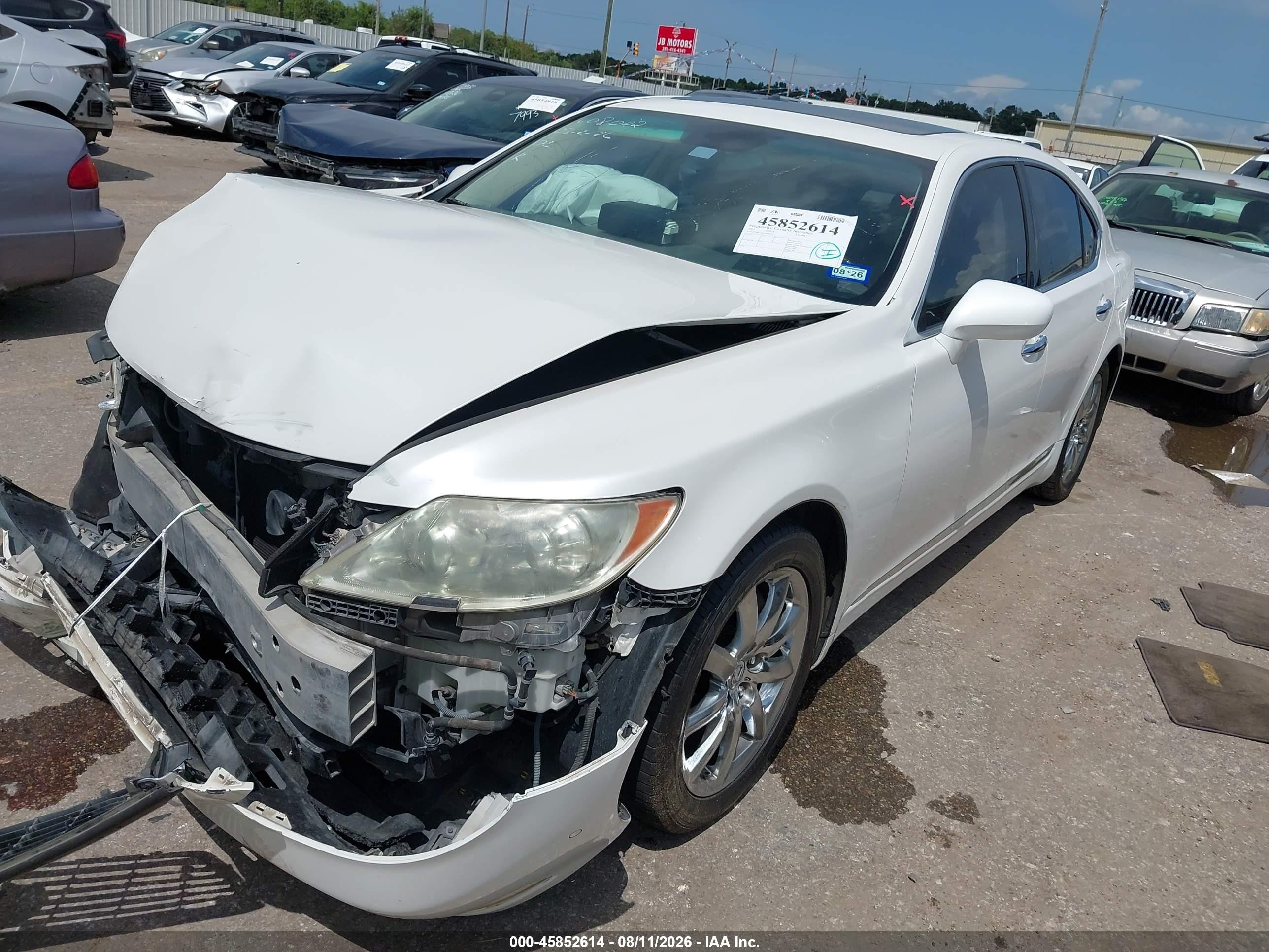 2009 Lexus Ls 460   White vin: JTHBL46F695087257