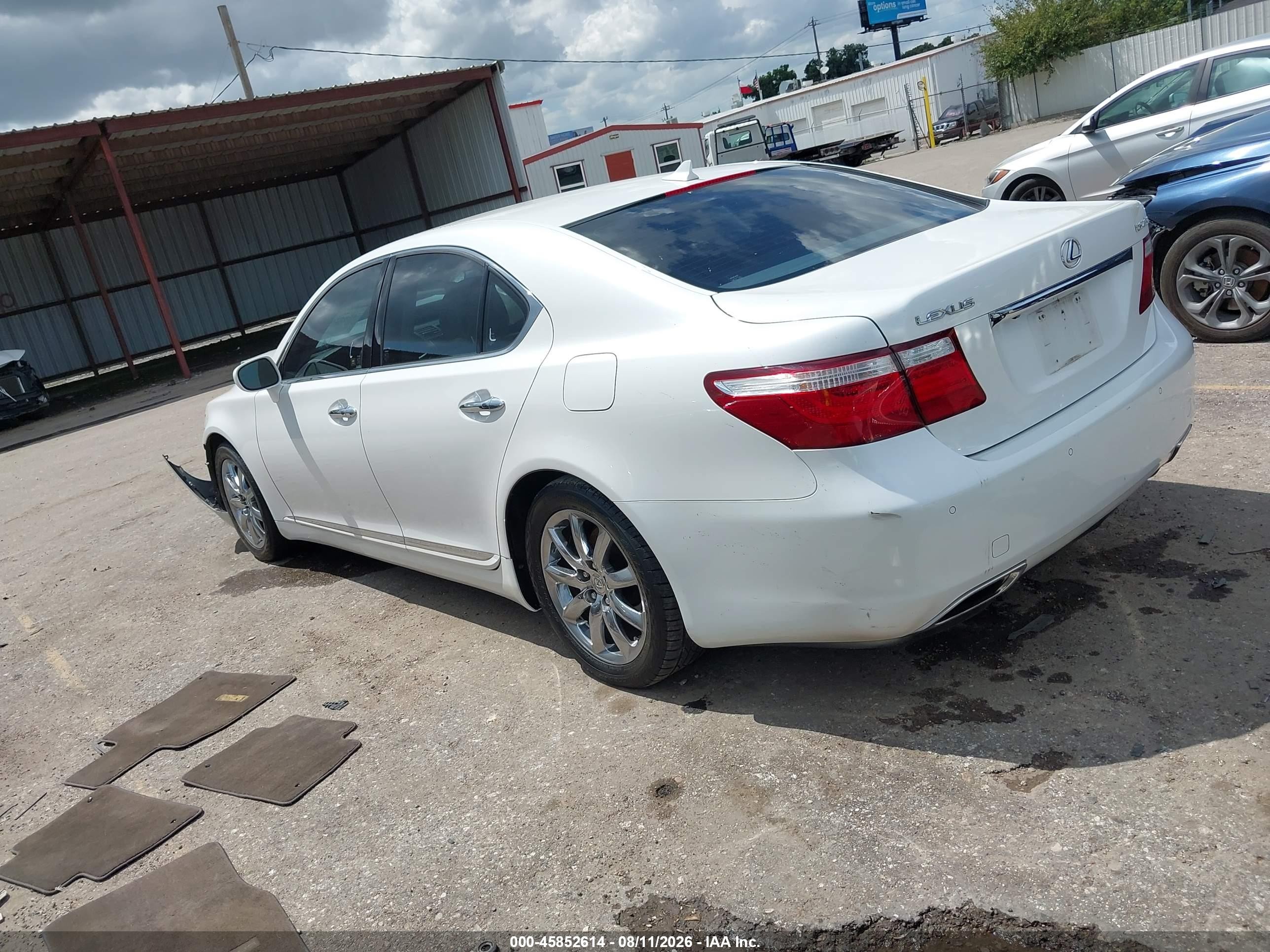 2009 Lexus Ls 460   White vin: JTHBL46F695087257