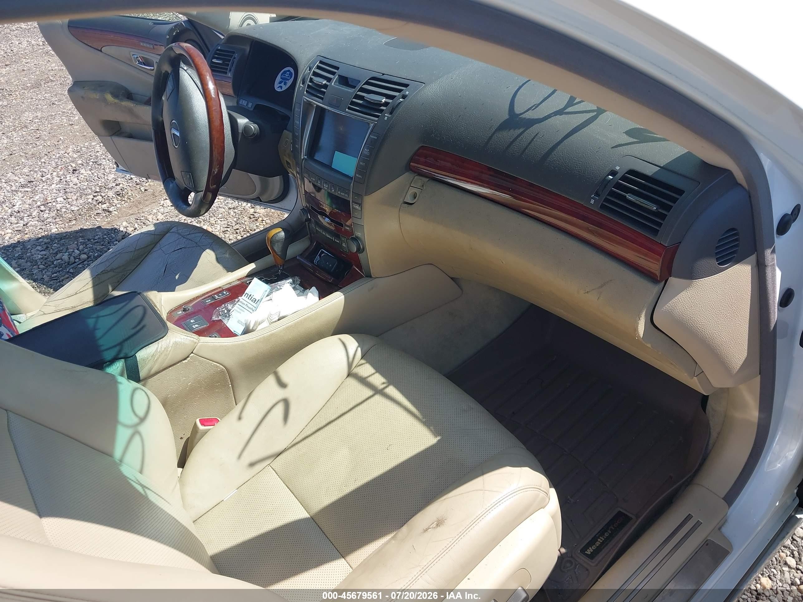 2007 Lexus Ls 460   White vin: JTHBL46F775048691