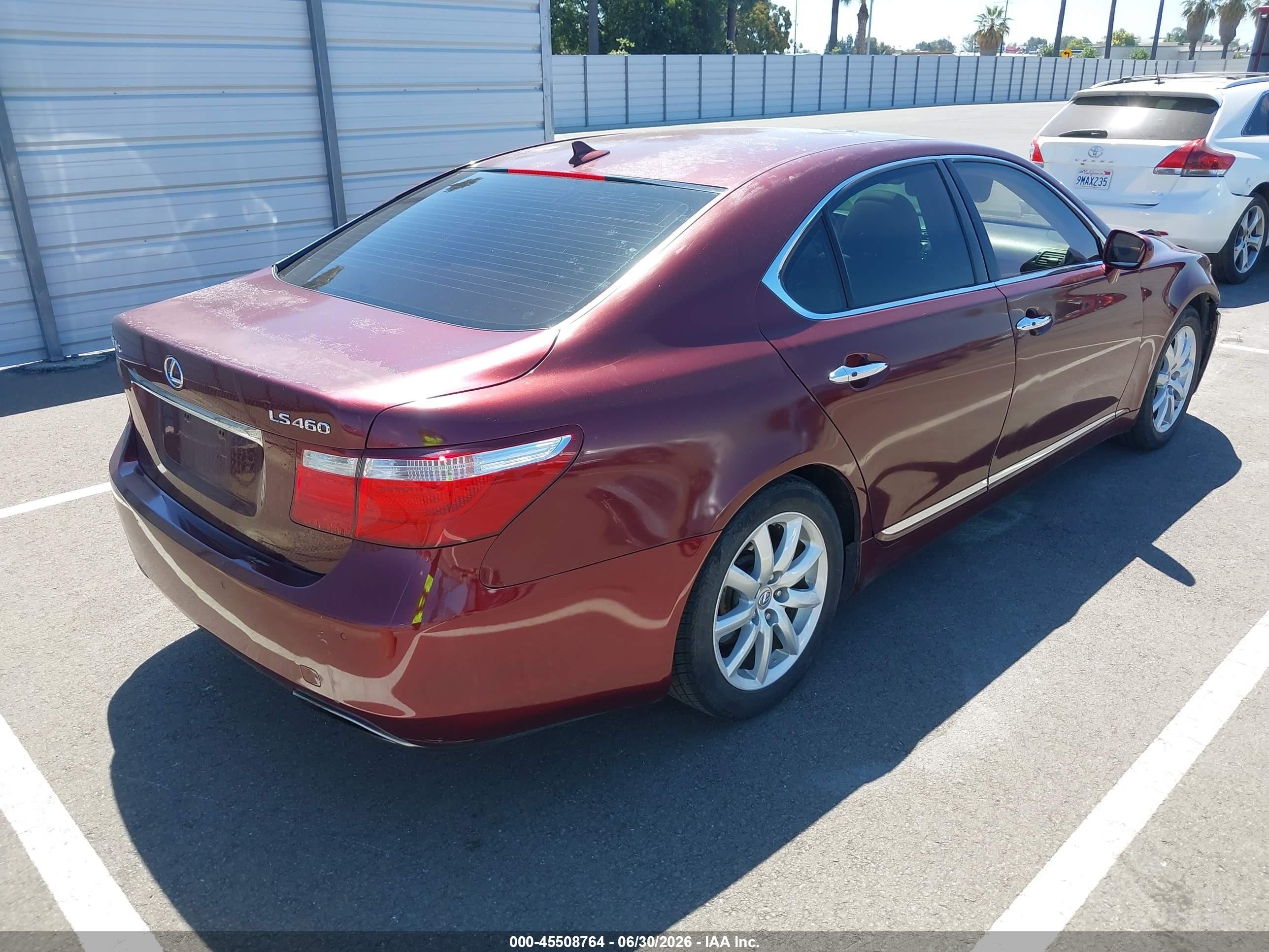 2007 Lexus Ls 460   Red vin: JTHBL46F775051087