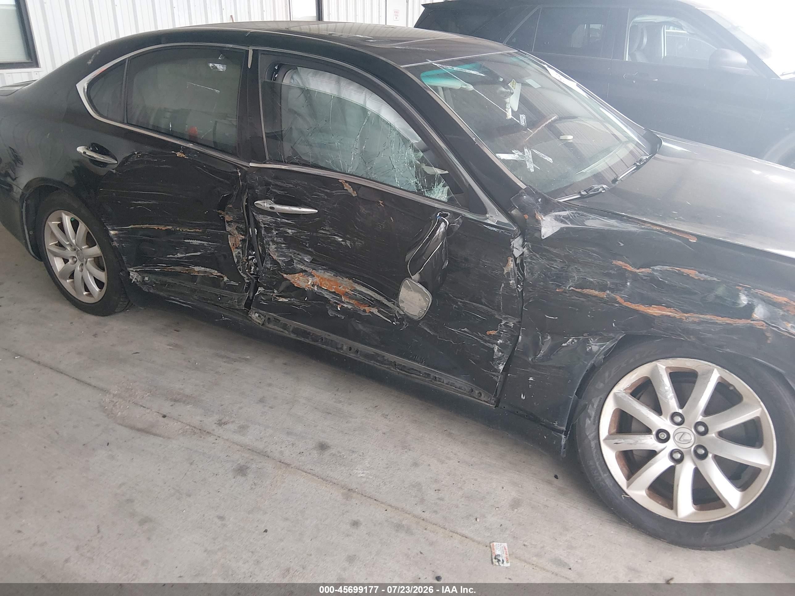 2008 Lexus Ls 460   Black vin: JTHBL46F785059319