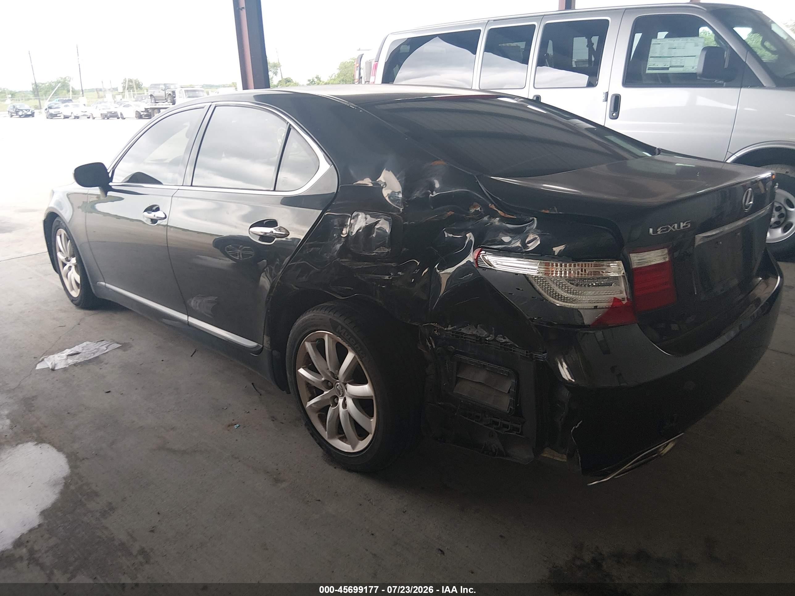 2008 Lexus Ls 460   Black vin: JTHBL46F785059319