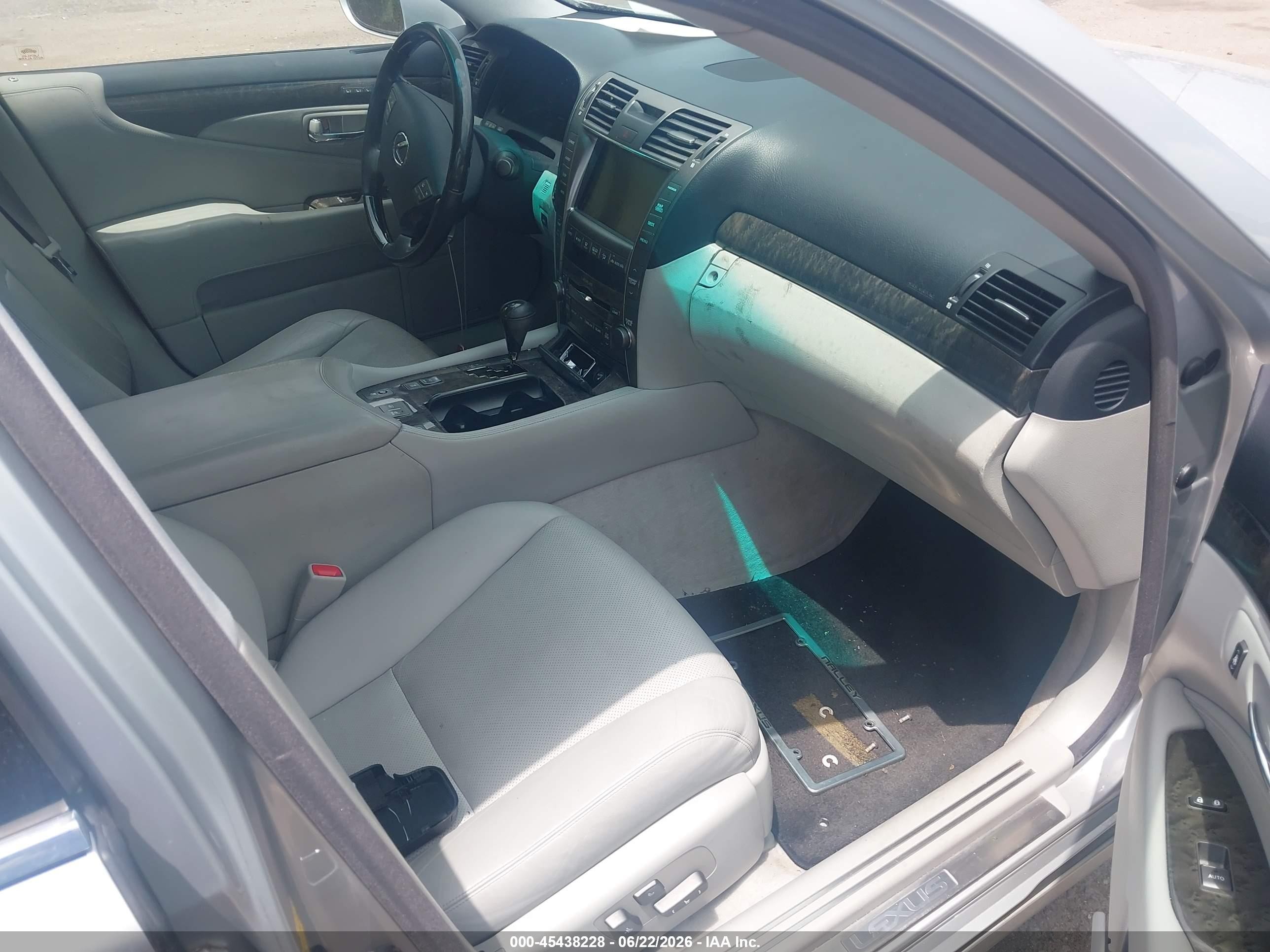 2009 Lexus Ls 460   Silver vin: JTHBL46F795086344