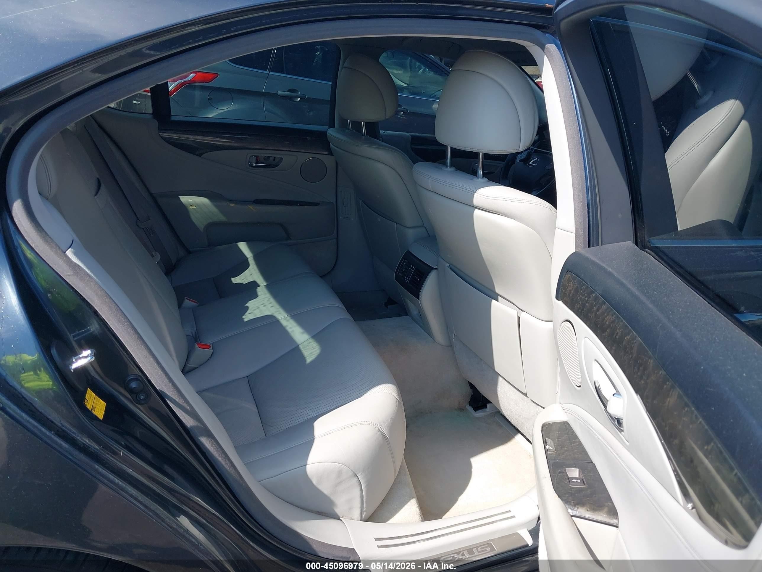 2007 Lexus Ls 460   Black vin: JTHBL46F875049316