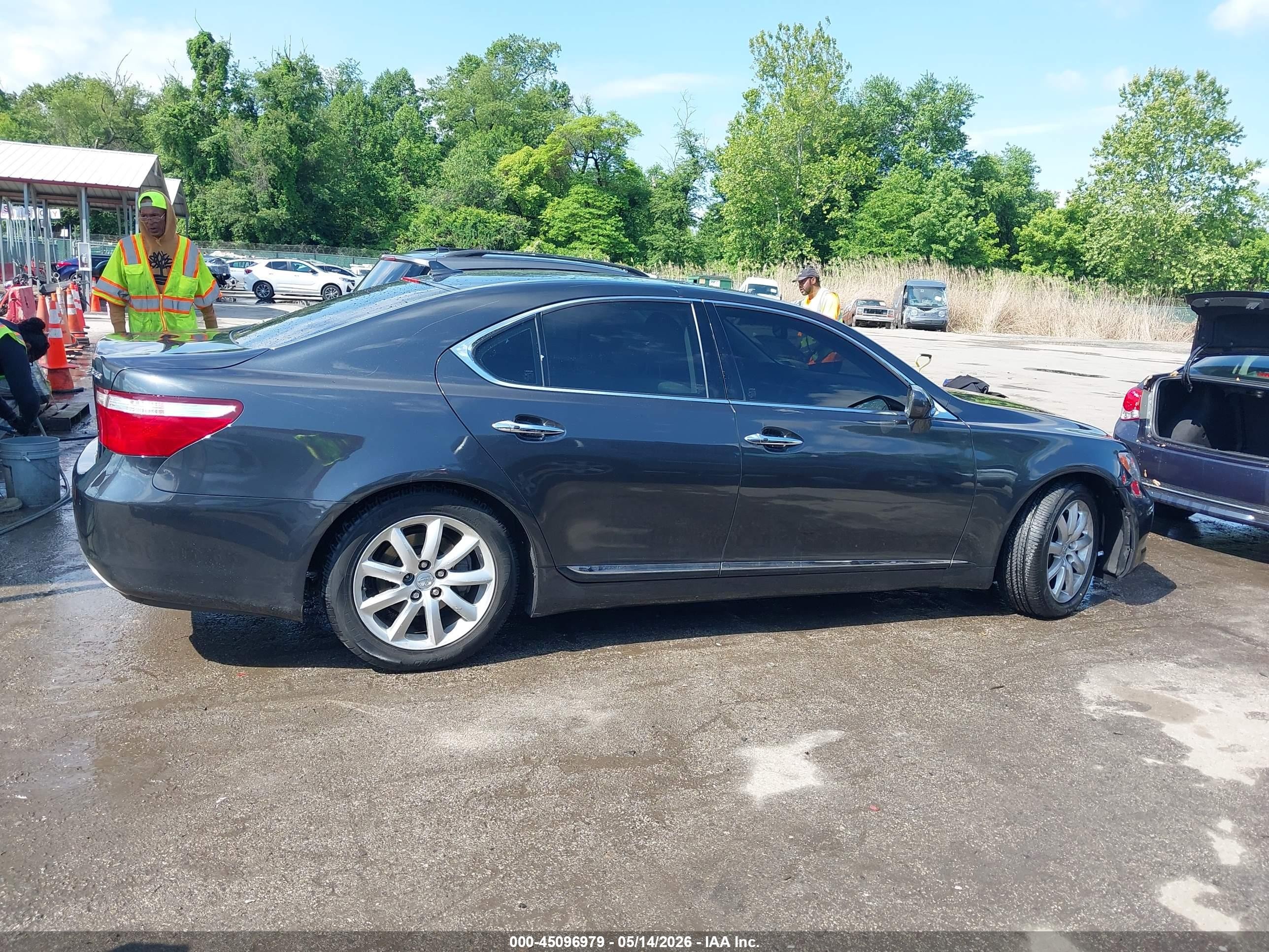 2007 Lexus Ls 460   Black vin: JTHBL46F875049316