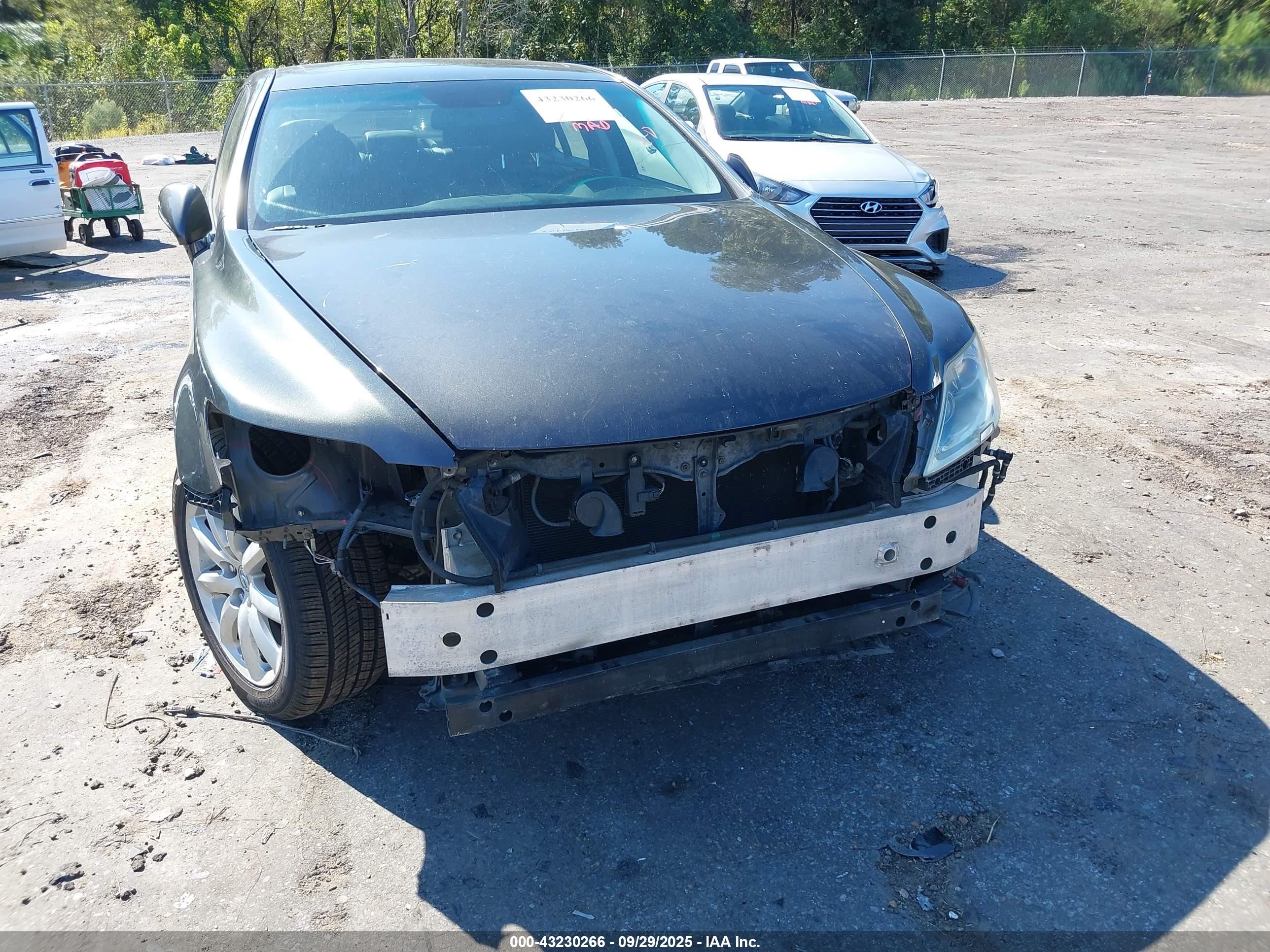 2008 Lexus Ls 460   Серый vin: JTHBL46F885074735
