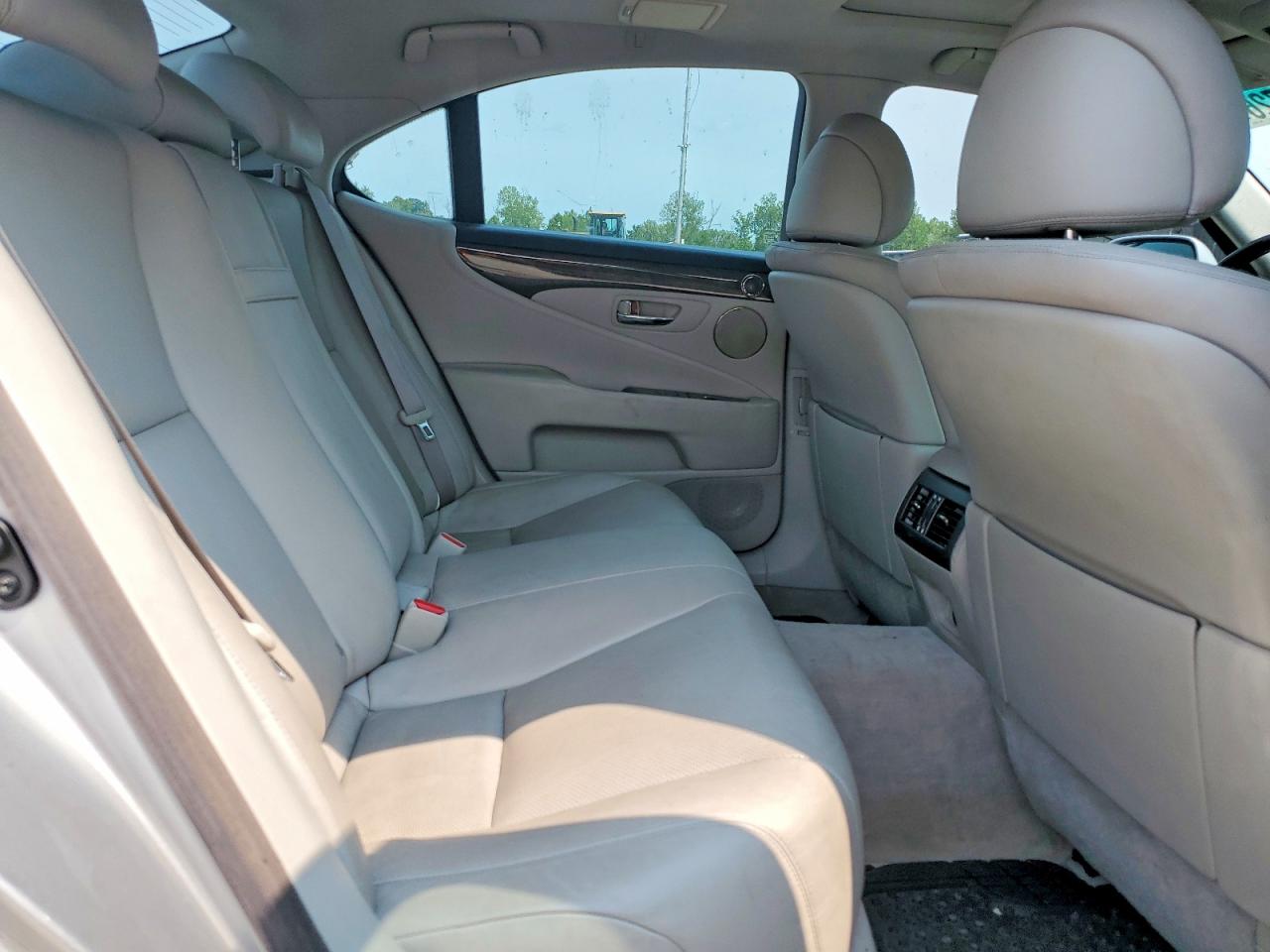 2008 Lexus Ls 460 Серебряный vin: JTHBL46F885083192
