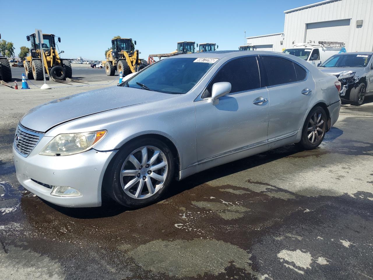 2007 Lexus Ls 460 Gray vin: JTHBL46F975025025 Damage: Left Front Door, Dent(S) W/ Paint Dmg, 2 To 3 Inches