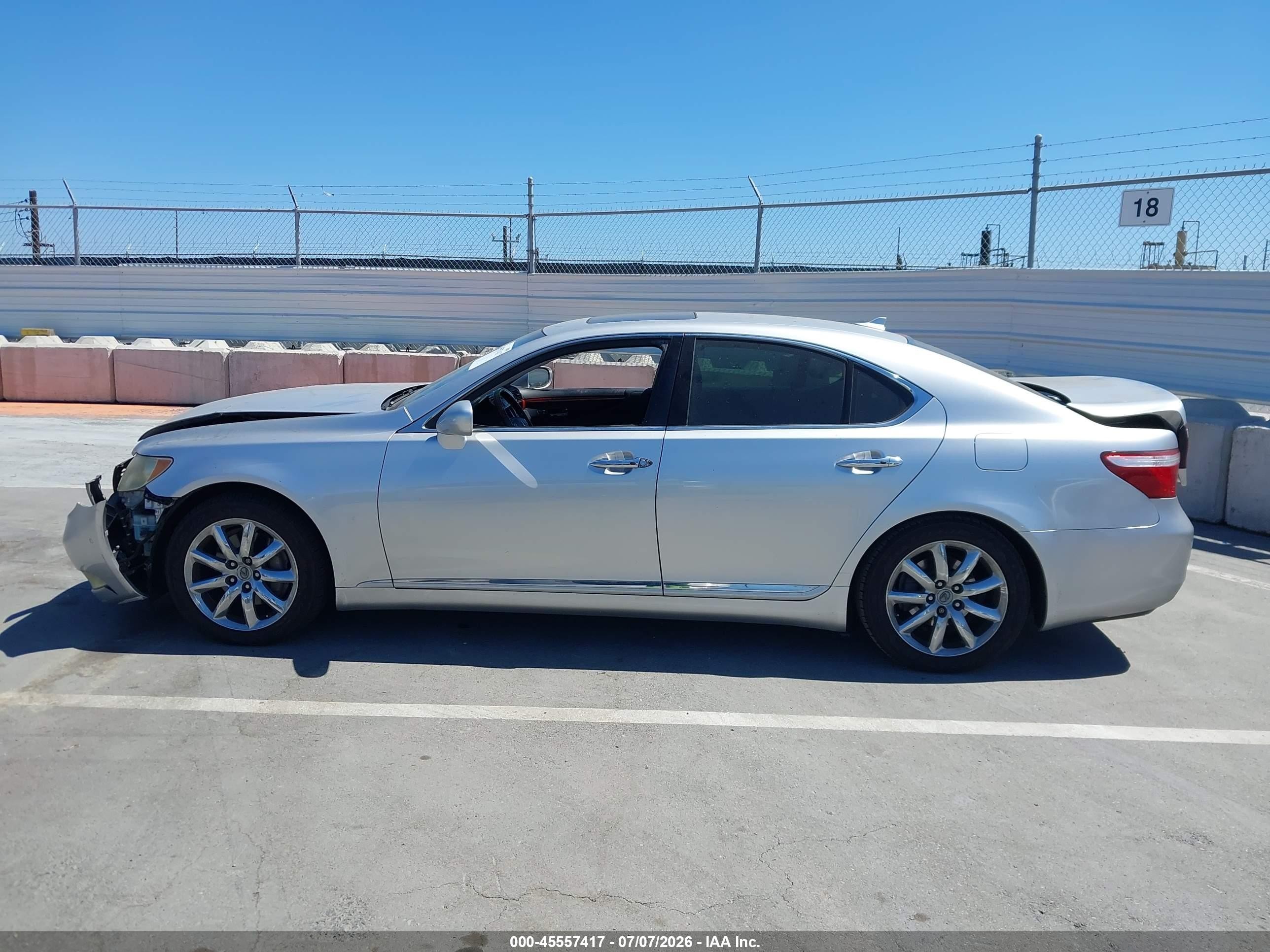 2007 Lexus Ls 460   Серебряный vin: JTHBL46F975034288