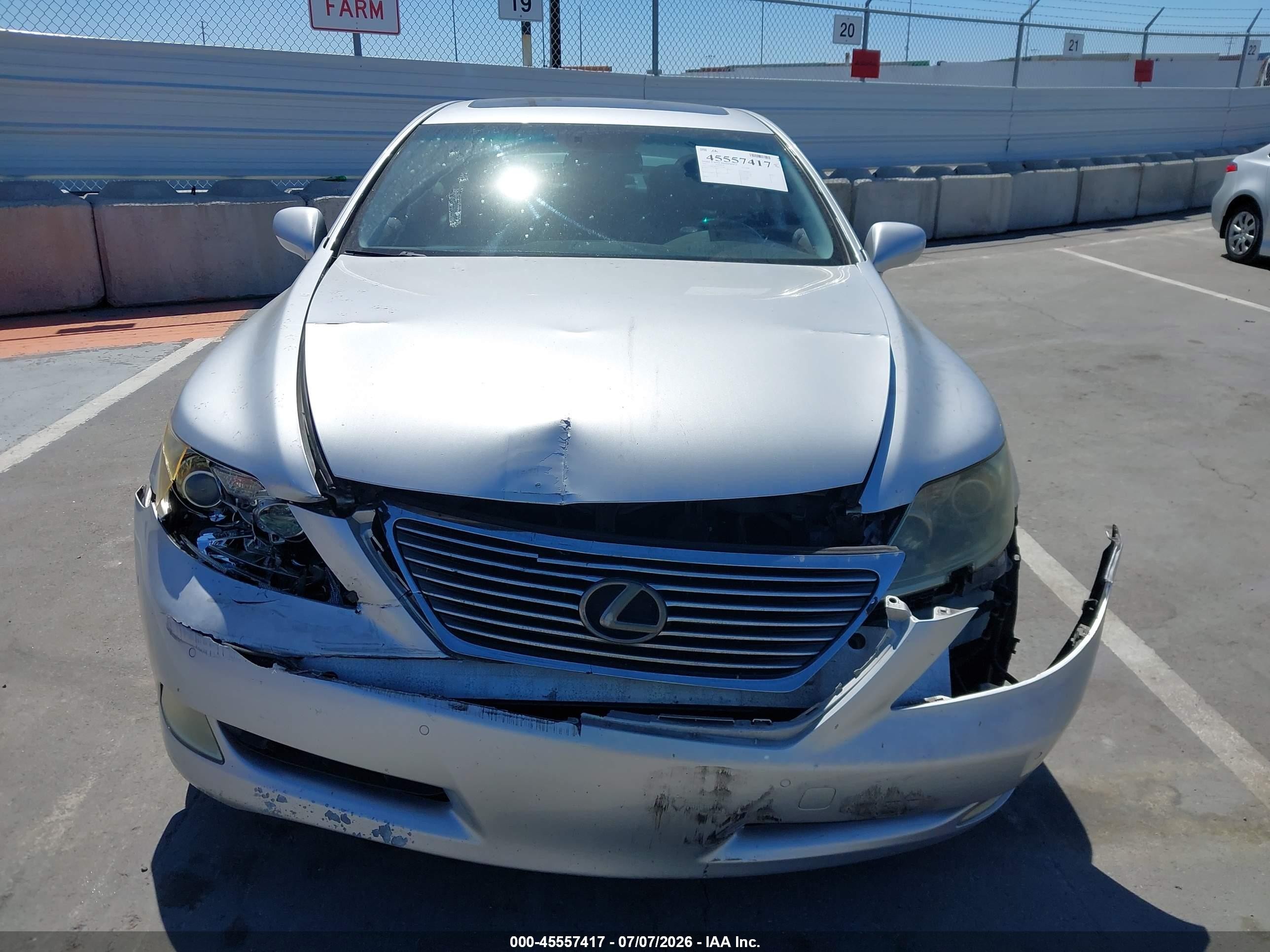2007 Lexus Ls 460   Серебряный vin: JTHBL46F975034288
